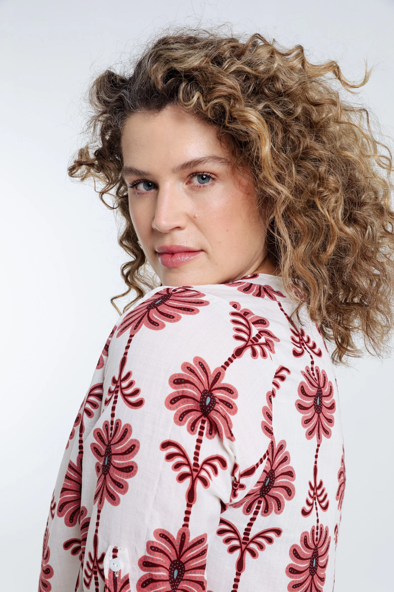 Blouse met opengewerkt detail en tweekleurige print - Image 5