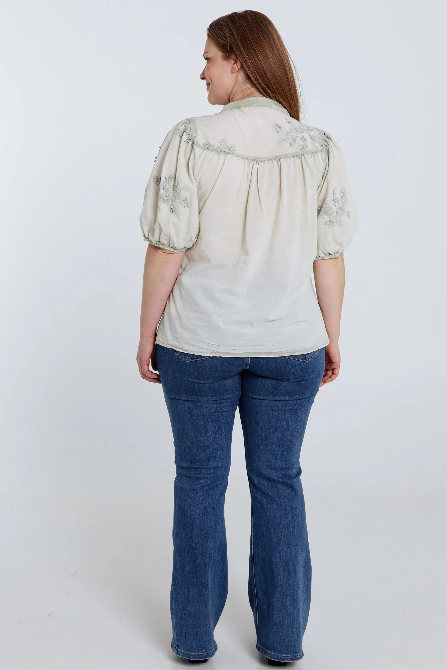 Katoenen blouse met geborduurde bloemen - Image 2