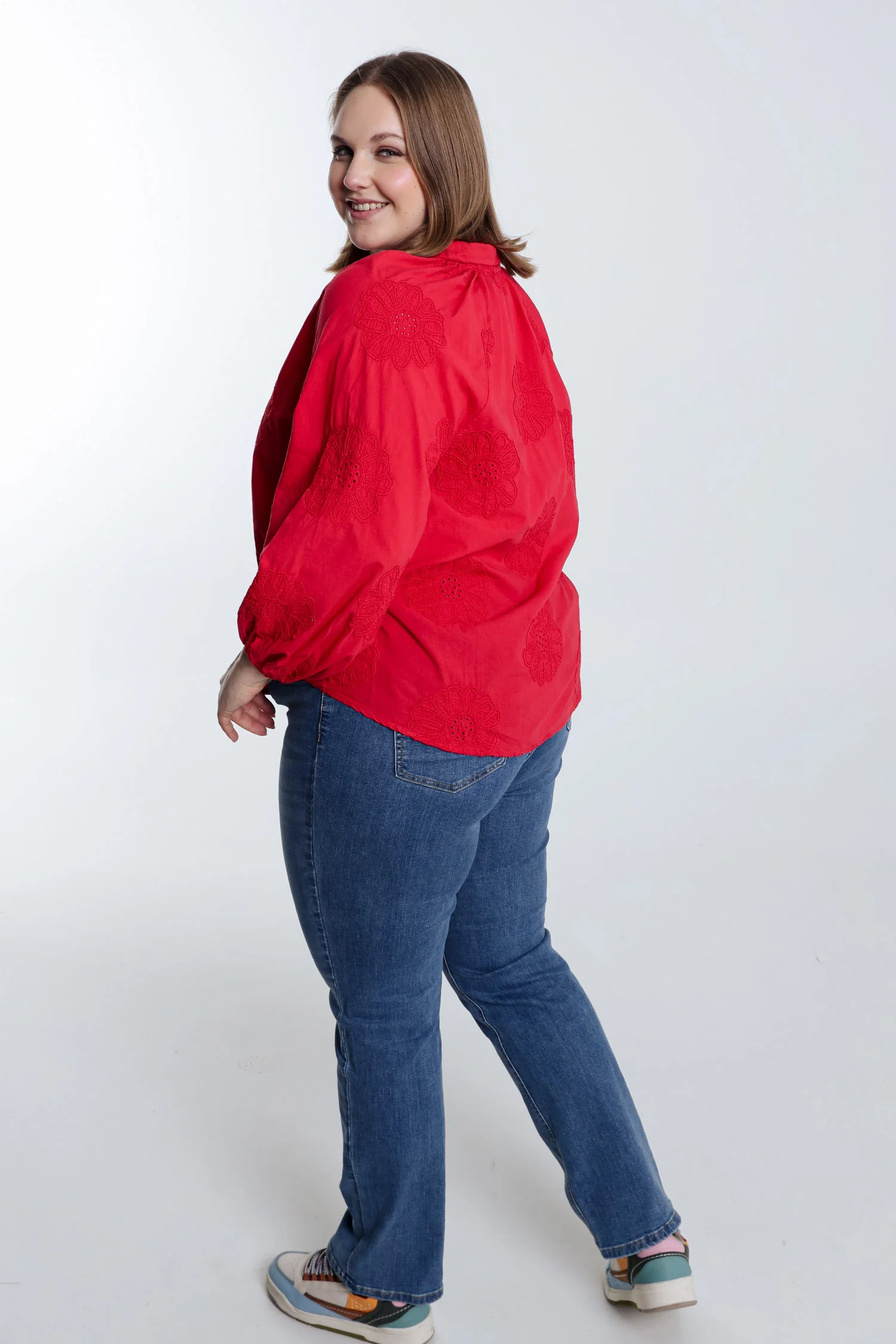 Effen katoenen blouse met geborduurde bloemen - Image 24