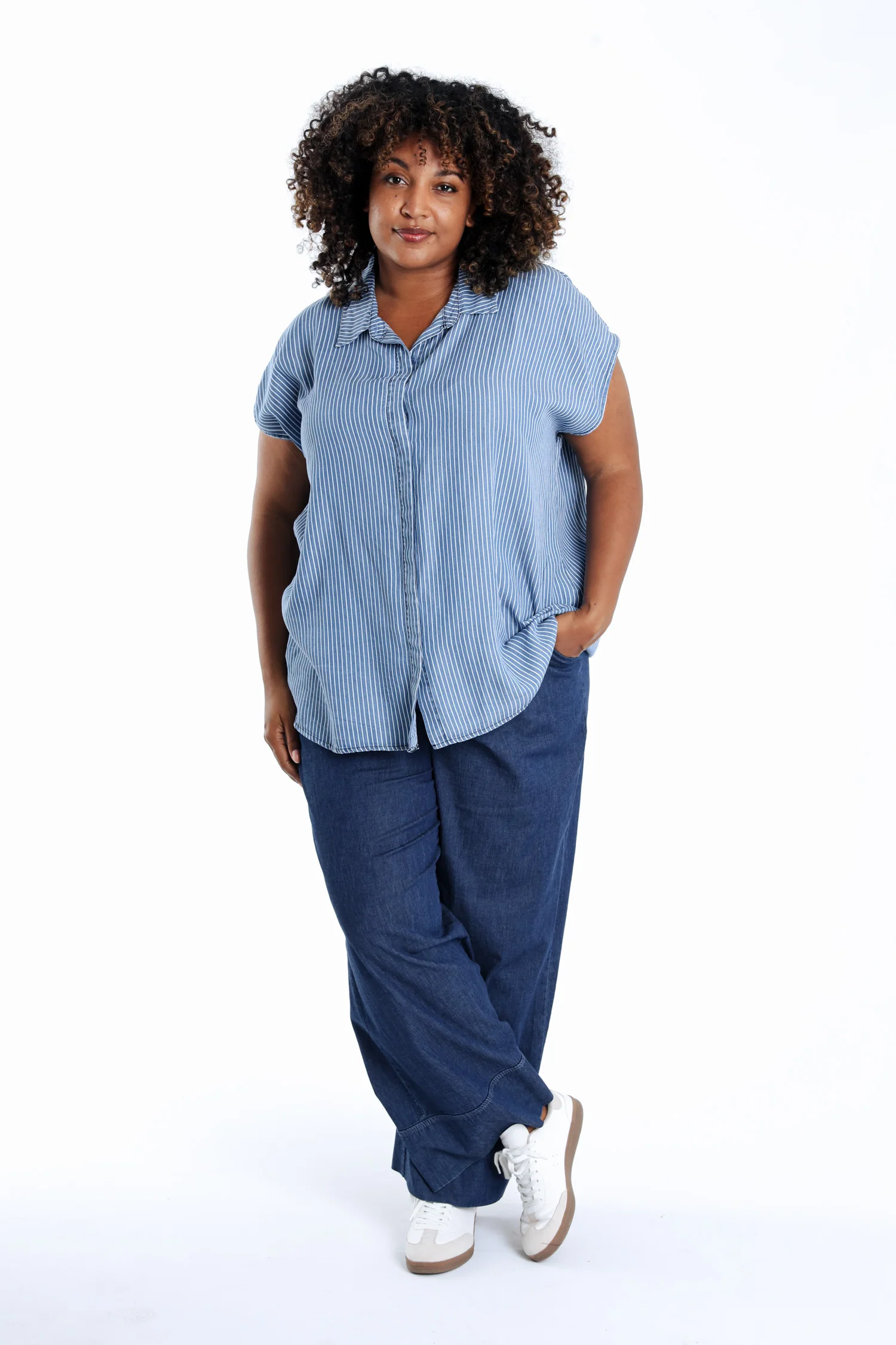 Blouse van tencel in gestreept denim - Image 9