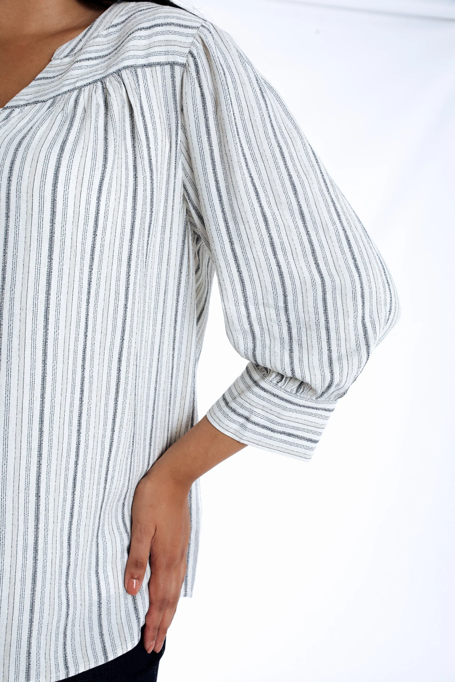 Gestreepte blouse van viscose en linnen - Image 4
