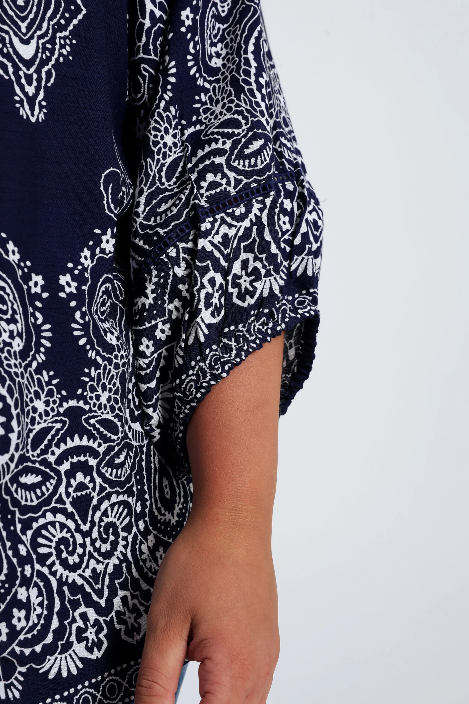 Blouse van viscose met cachemireprint - Image 6