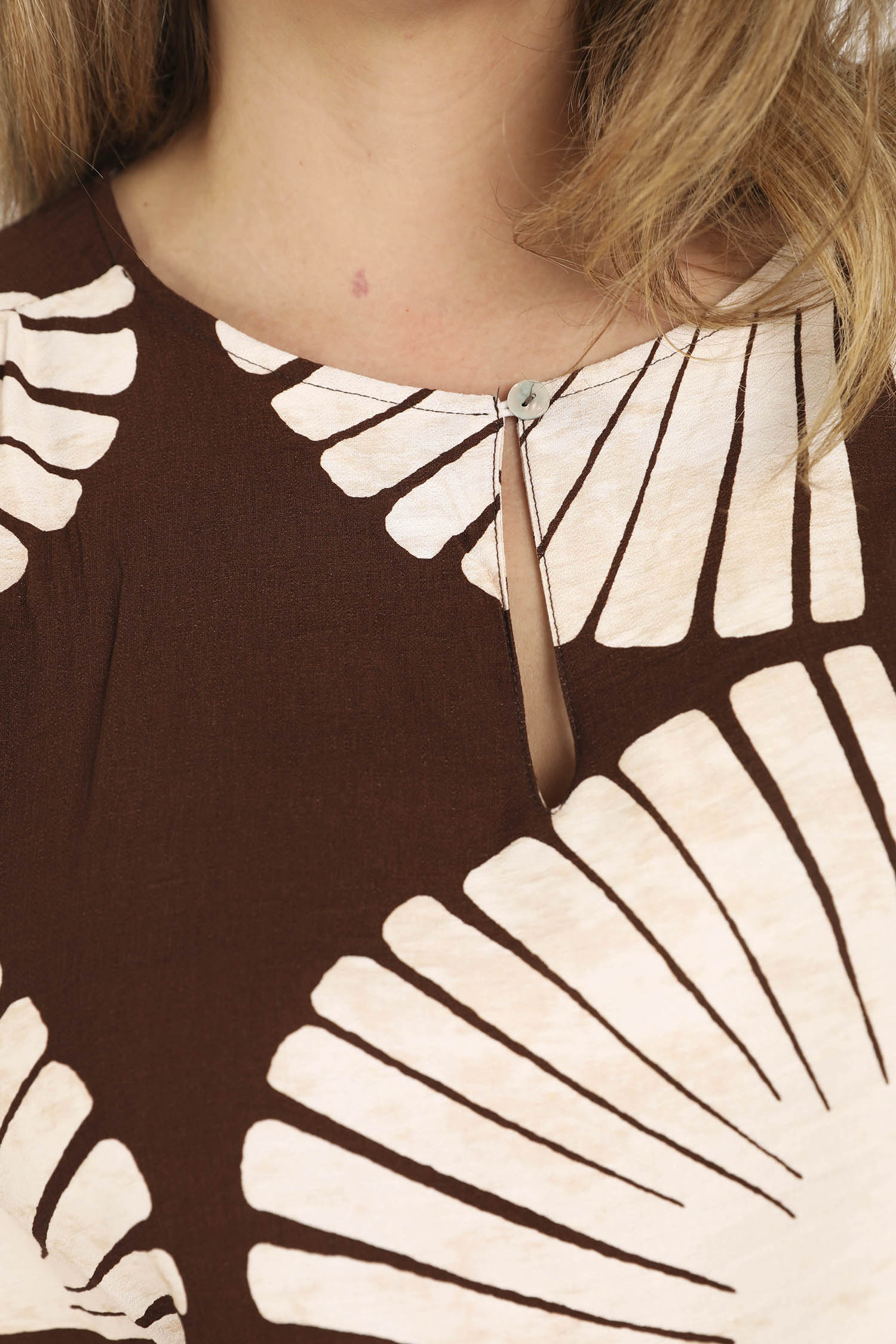 Blouse van viscose met tweekleurige grafische print - Image 4