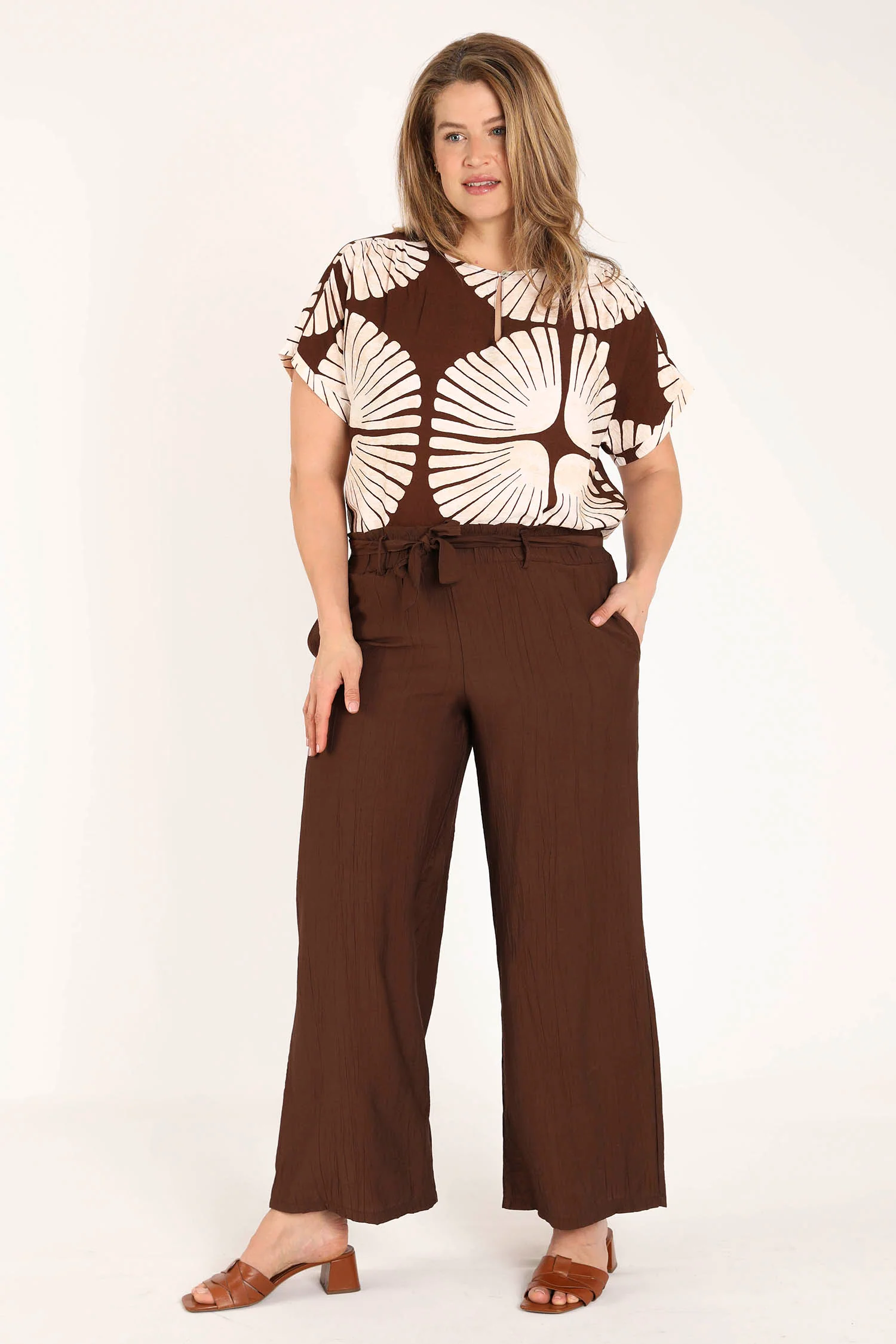 Blouse van viscose met tweekleurige grafische print - Image 8