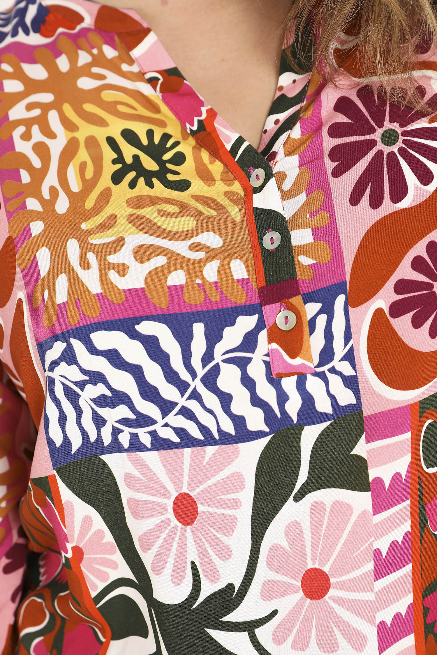 Blouse van viscose met bloemen patchworkprint - Image 4