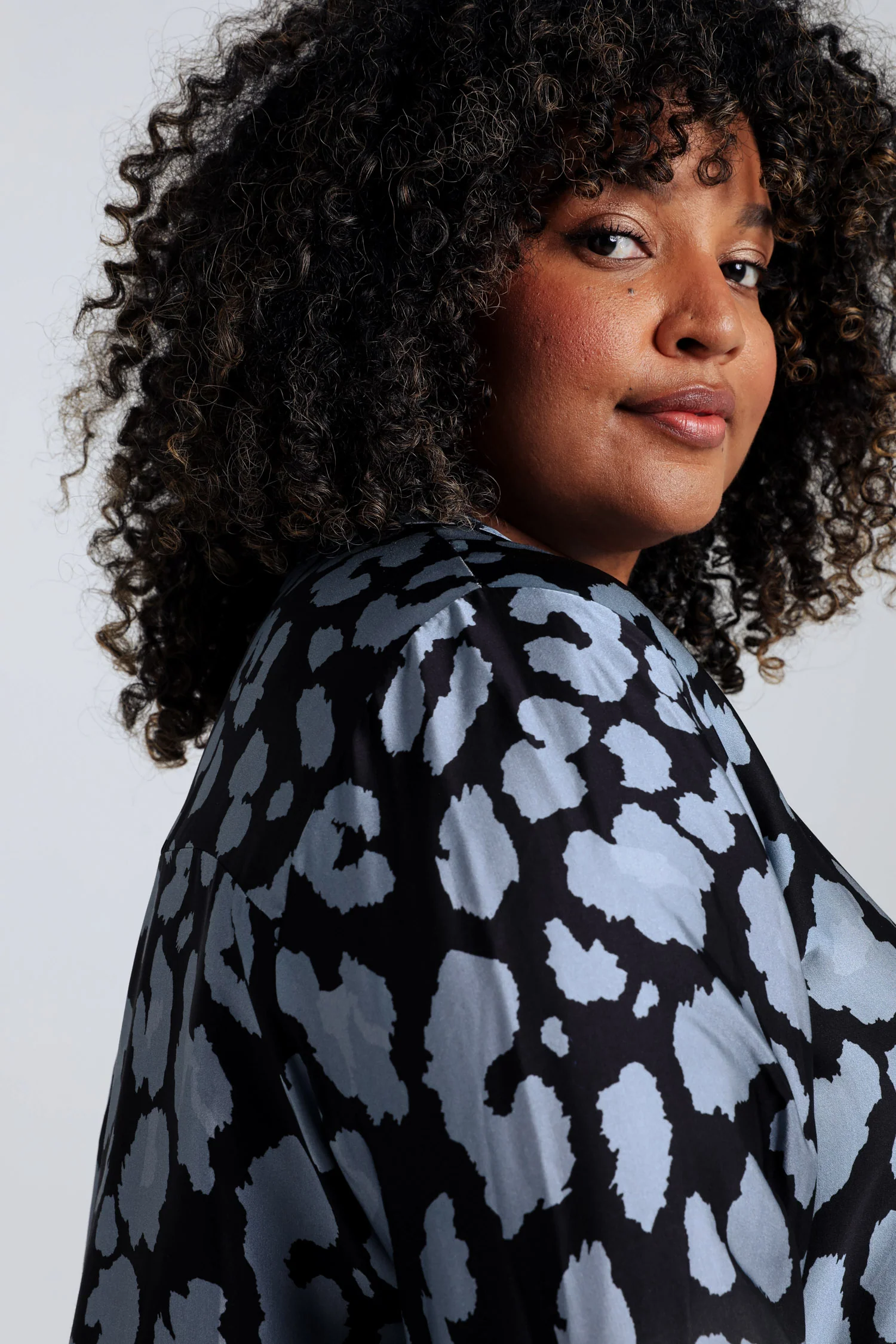 Viscose blouse met dierenprint - Image 4