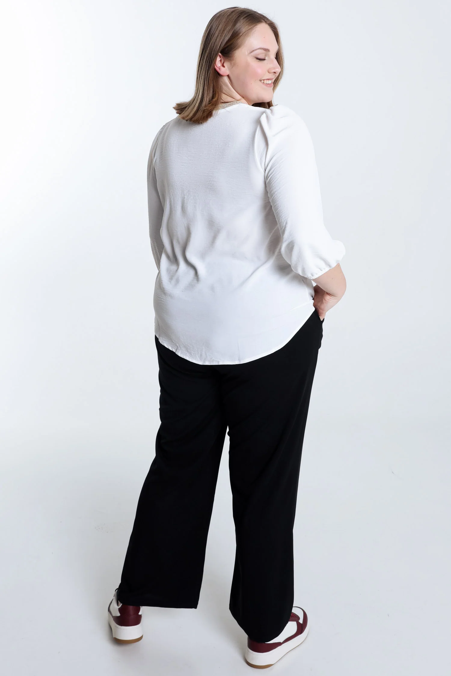 Effen blouse met gouden bies - Image 2