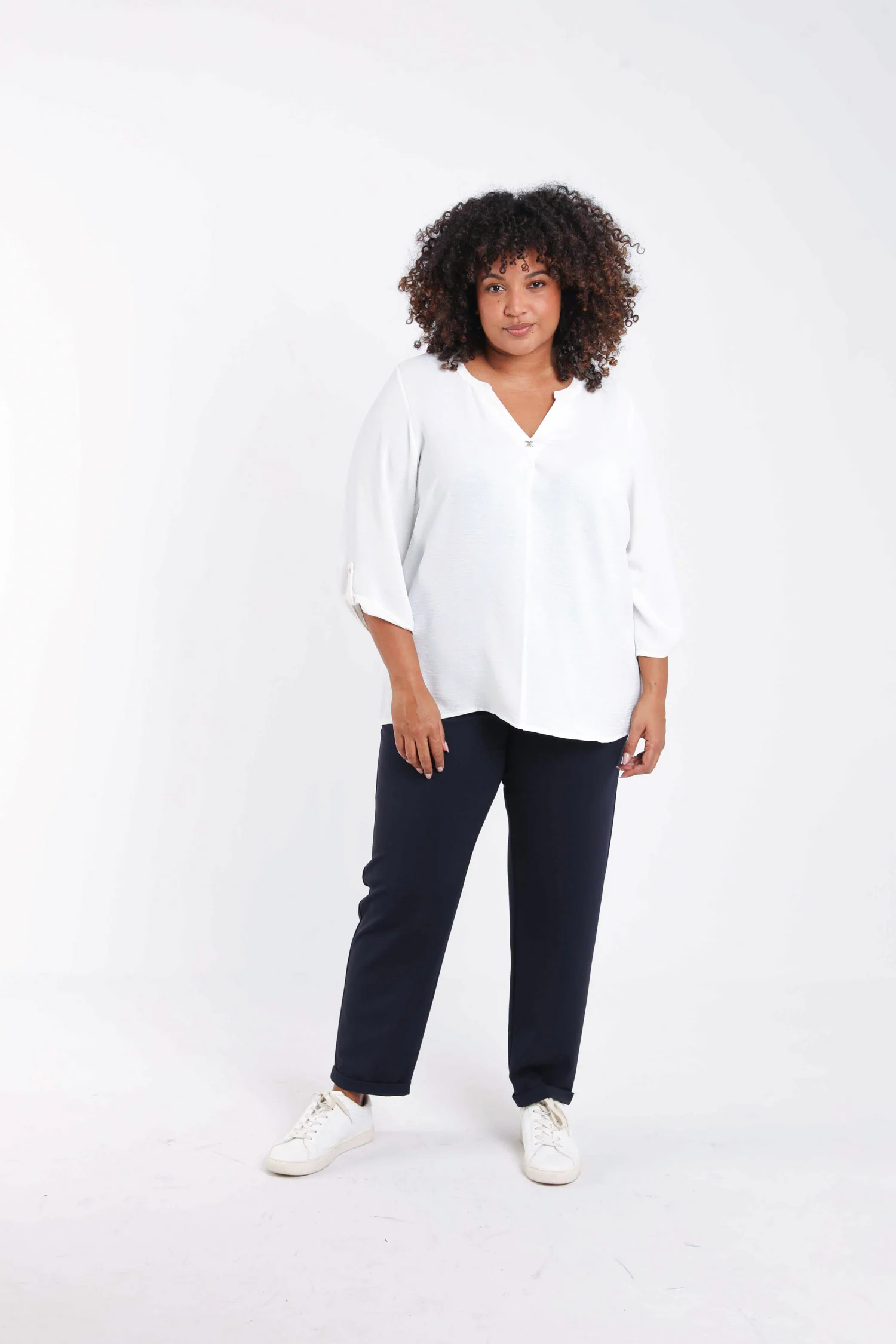 Effen blouse met sieraden detail - Image 7