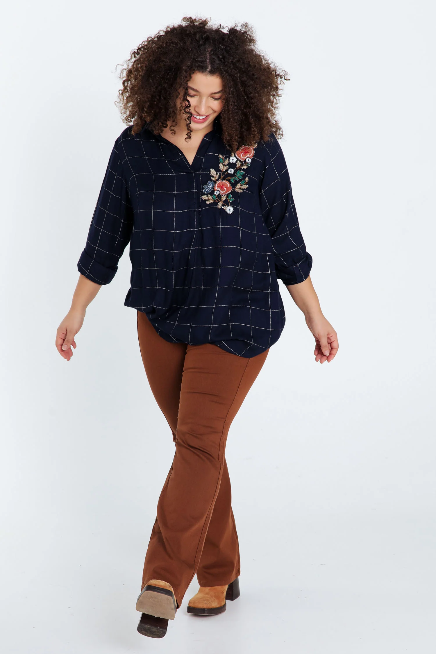 Lange, geruite blouse in viscose met borduurwerk - Image 9