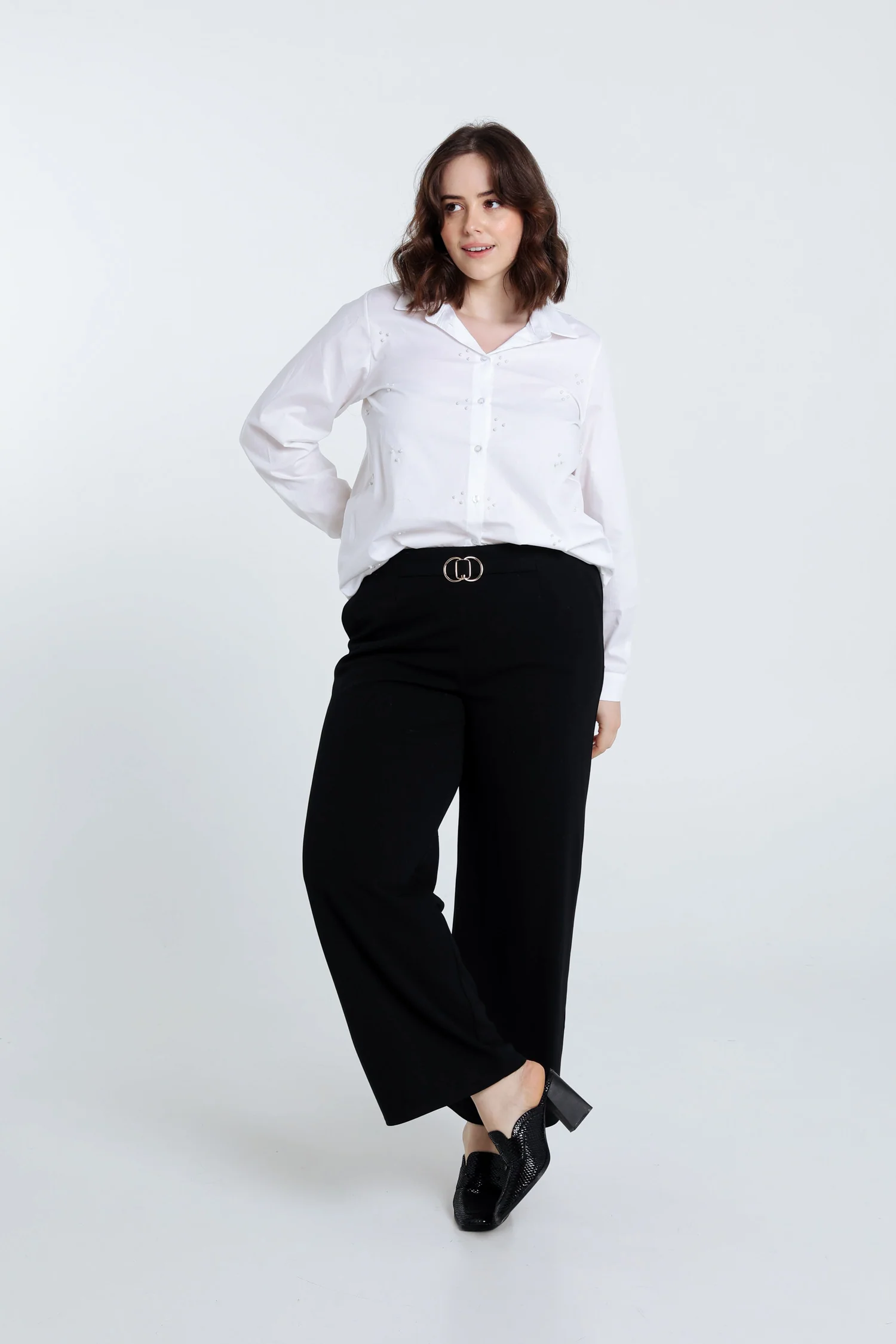Effen hemd in poplin met parels - Image 3