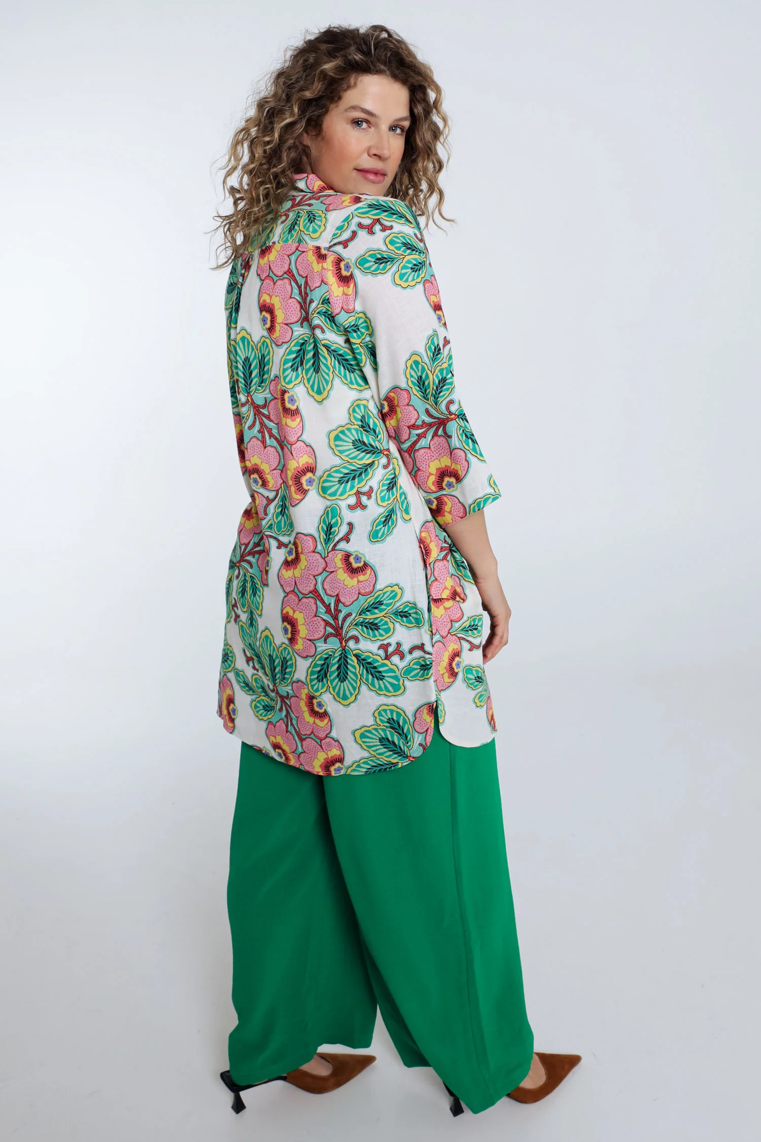 Lange blouse van linnen en viscose met bloemenprint - Image 2