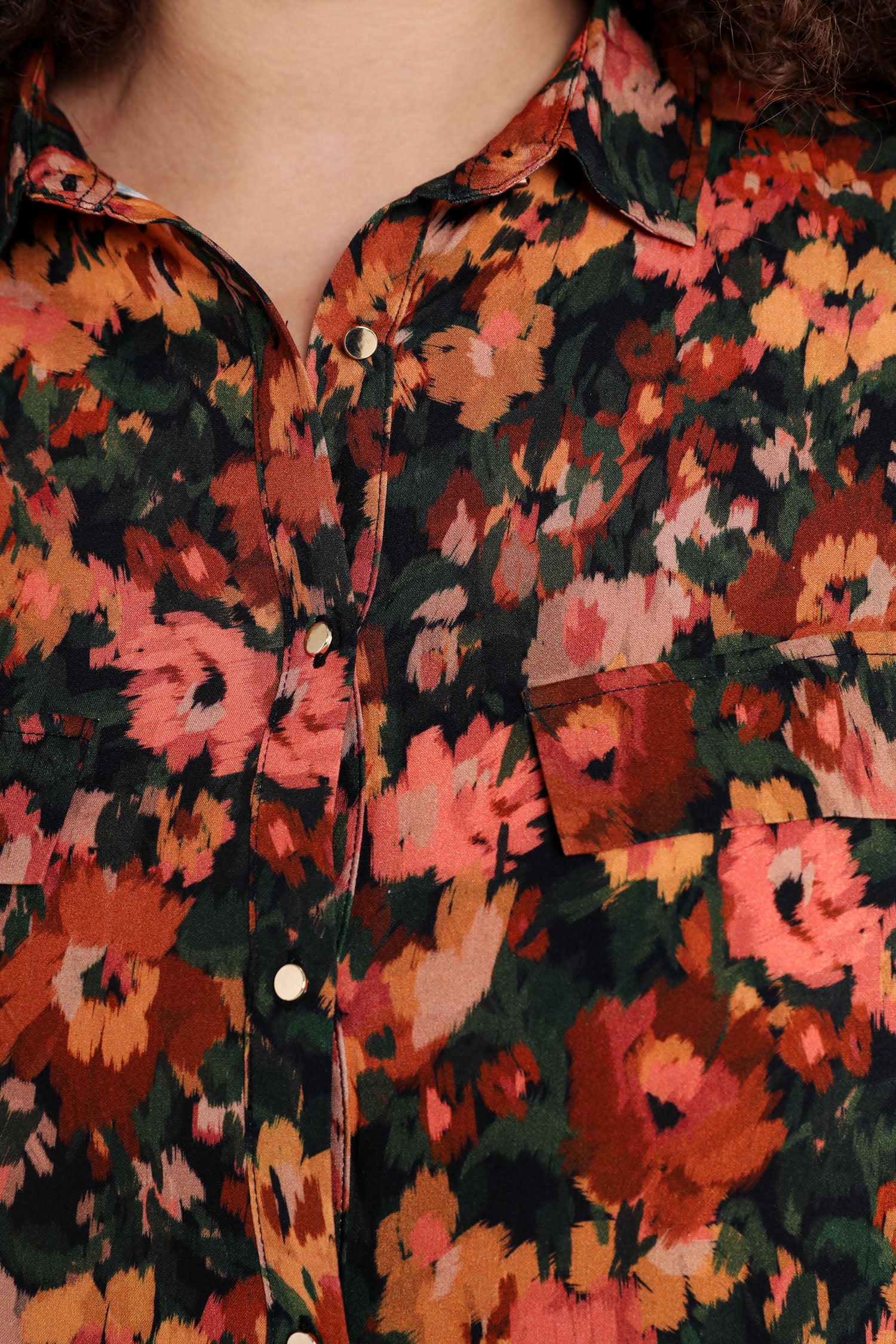 Hemd in viscose met motief van vage bloemen - Image 4