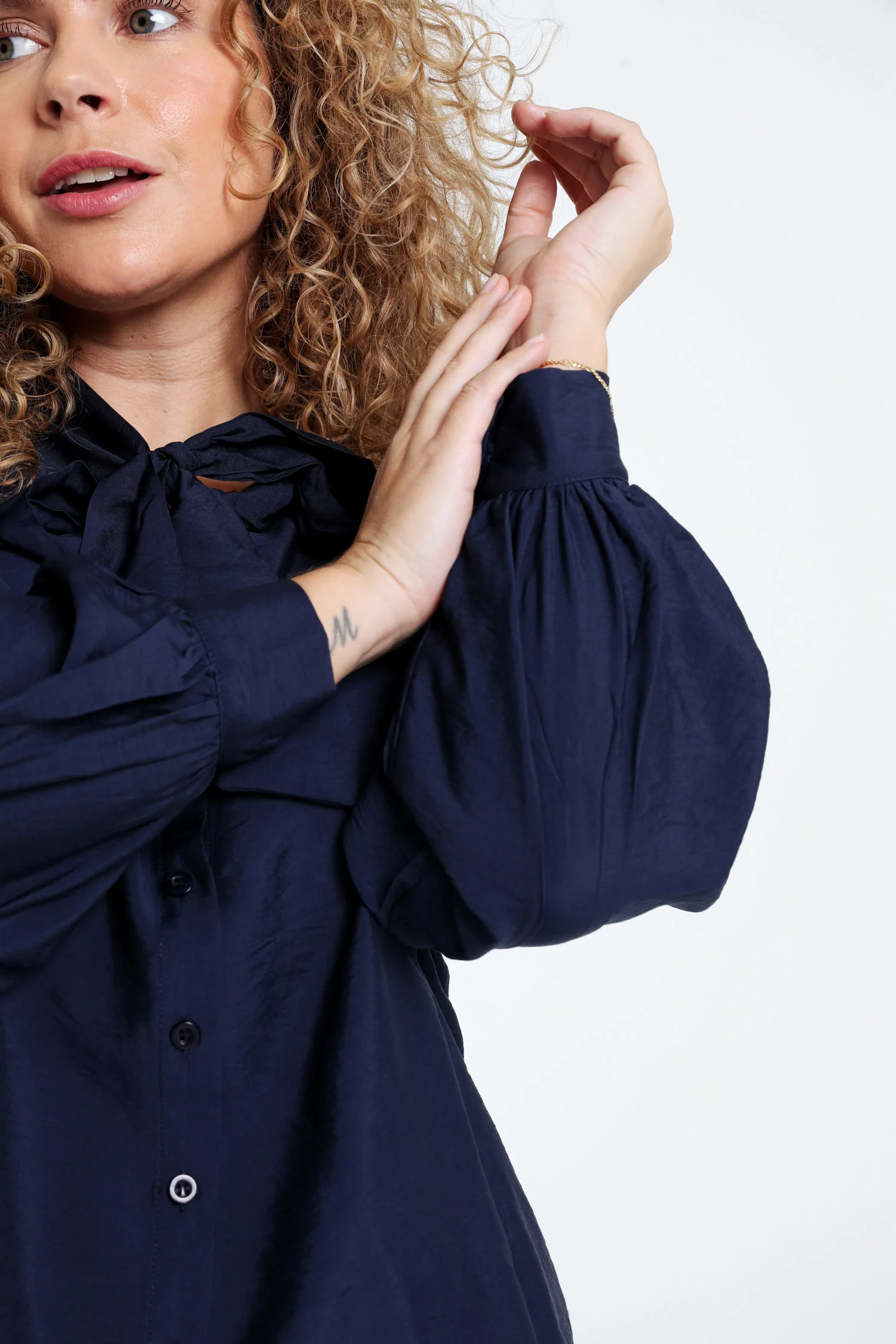 Effen blouse met strik - Image 4