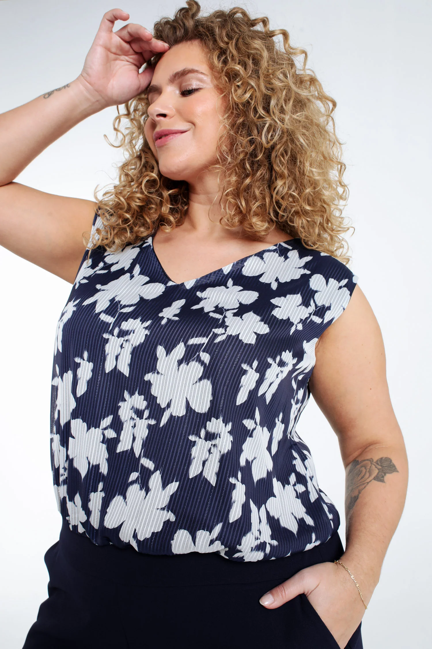 Tweedelige jumpsuit met bloemenprint en lurex - Image 3