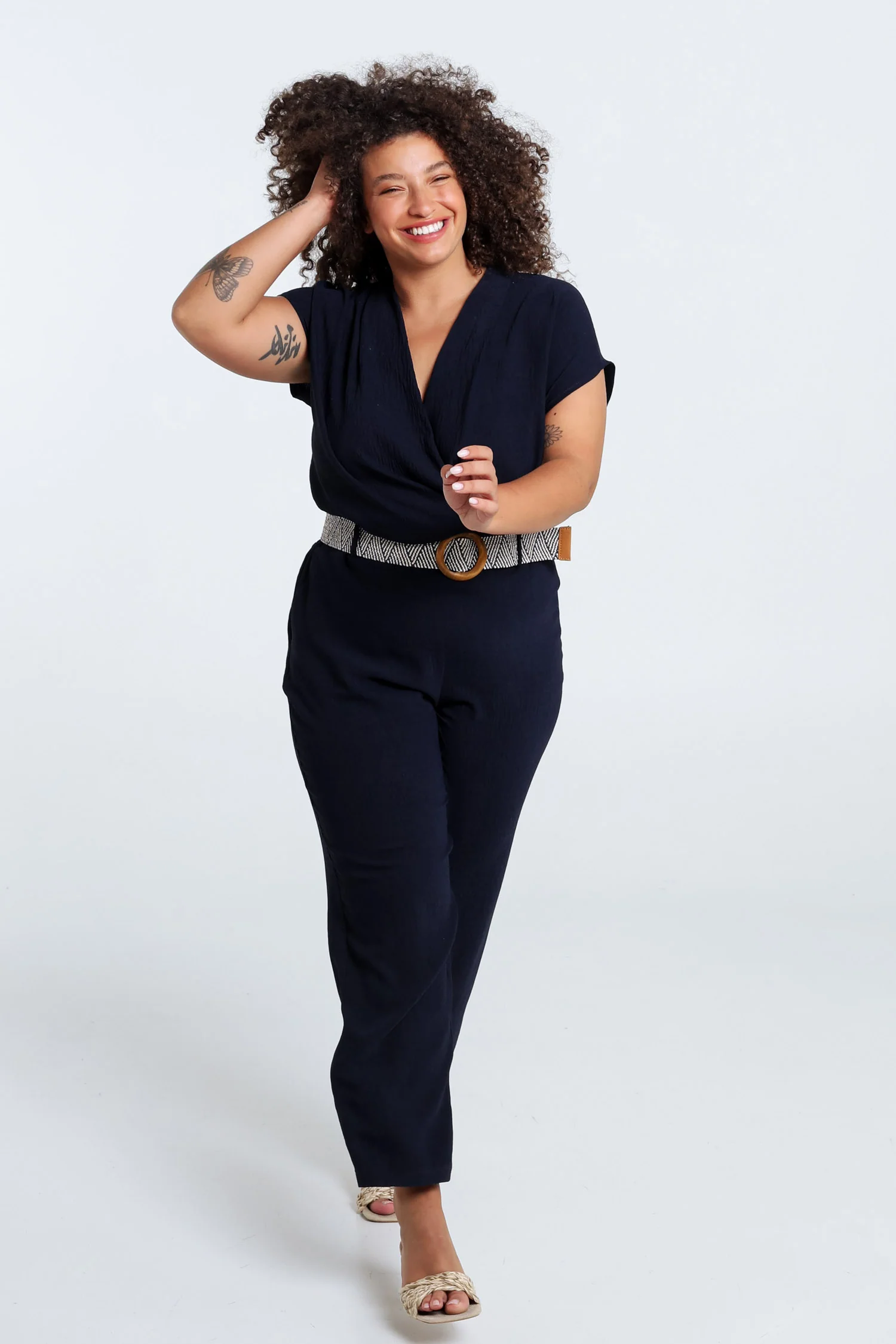 Eénkleurige jumpsuit met riem - Image 7