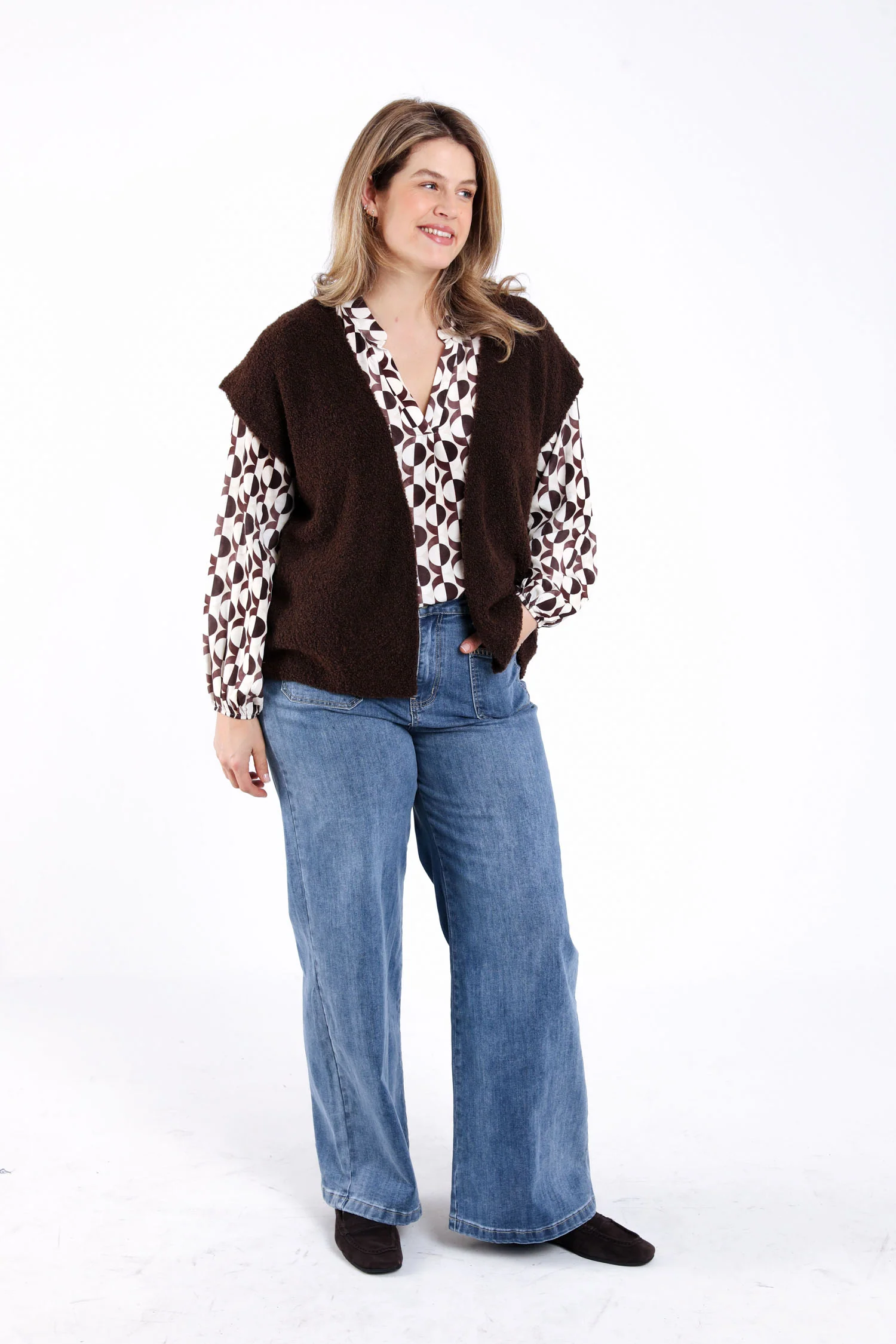 Mouwloos gilet van effen boucle-stof - Image 7