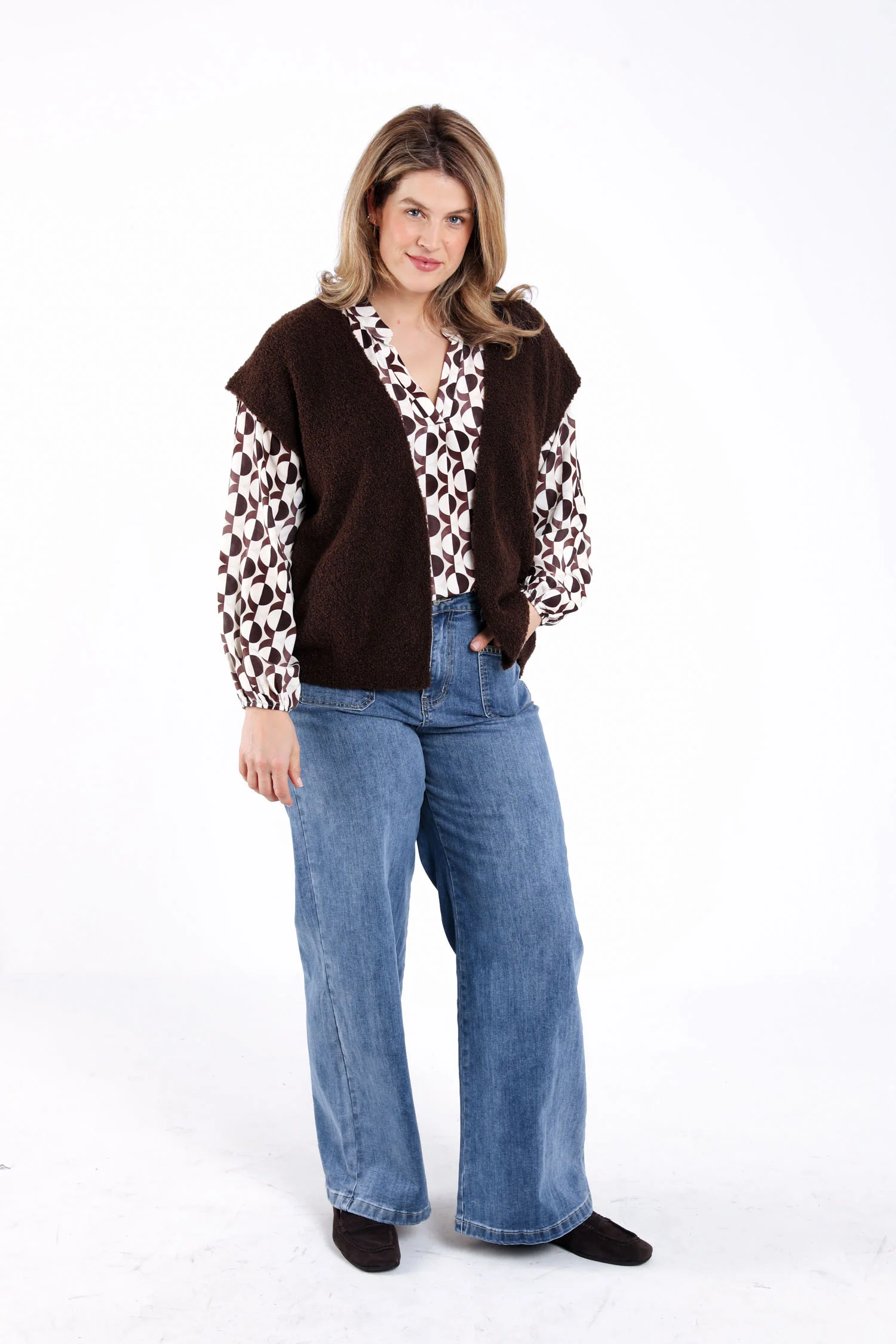 Mouwloos gilet van effen boucle-stof - Image 9