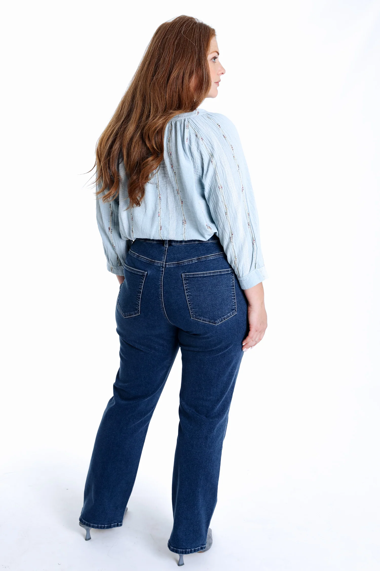 Rechte Mia jeans met borduursels - Image 13