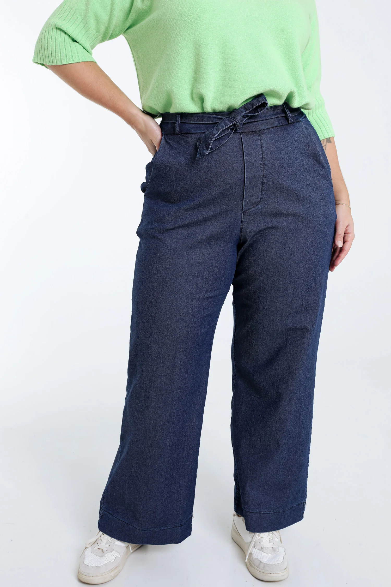 Wijde jeans met riem