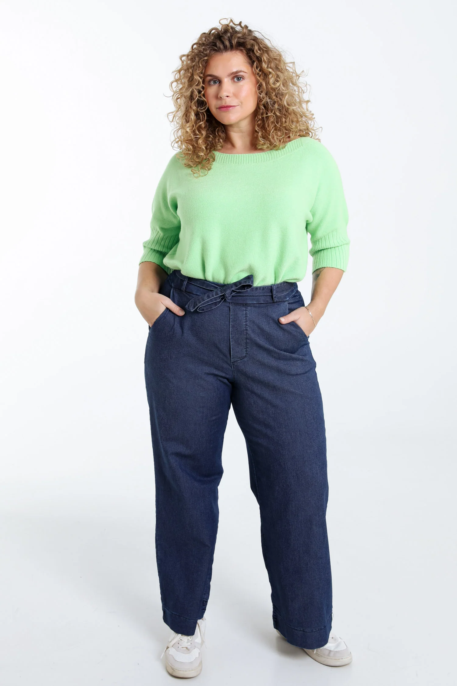 Wijde jeans met riem - Image 9
