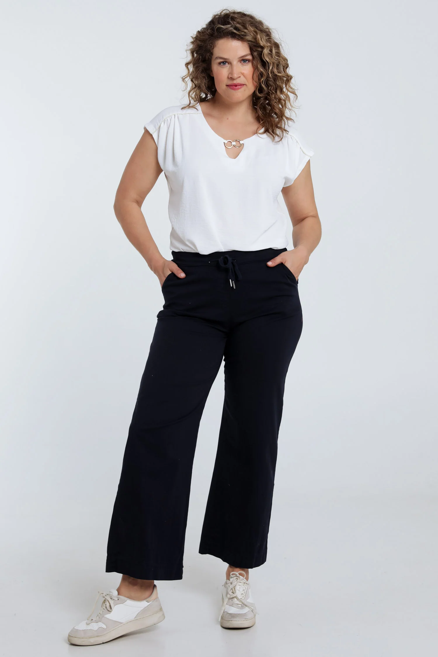 Effen brede chino broek - Image 9