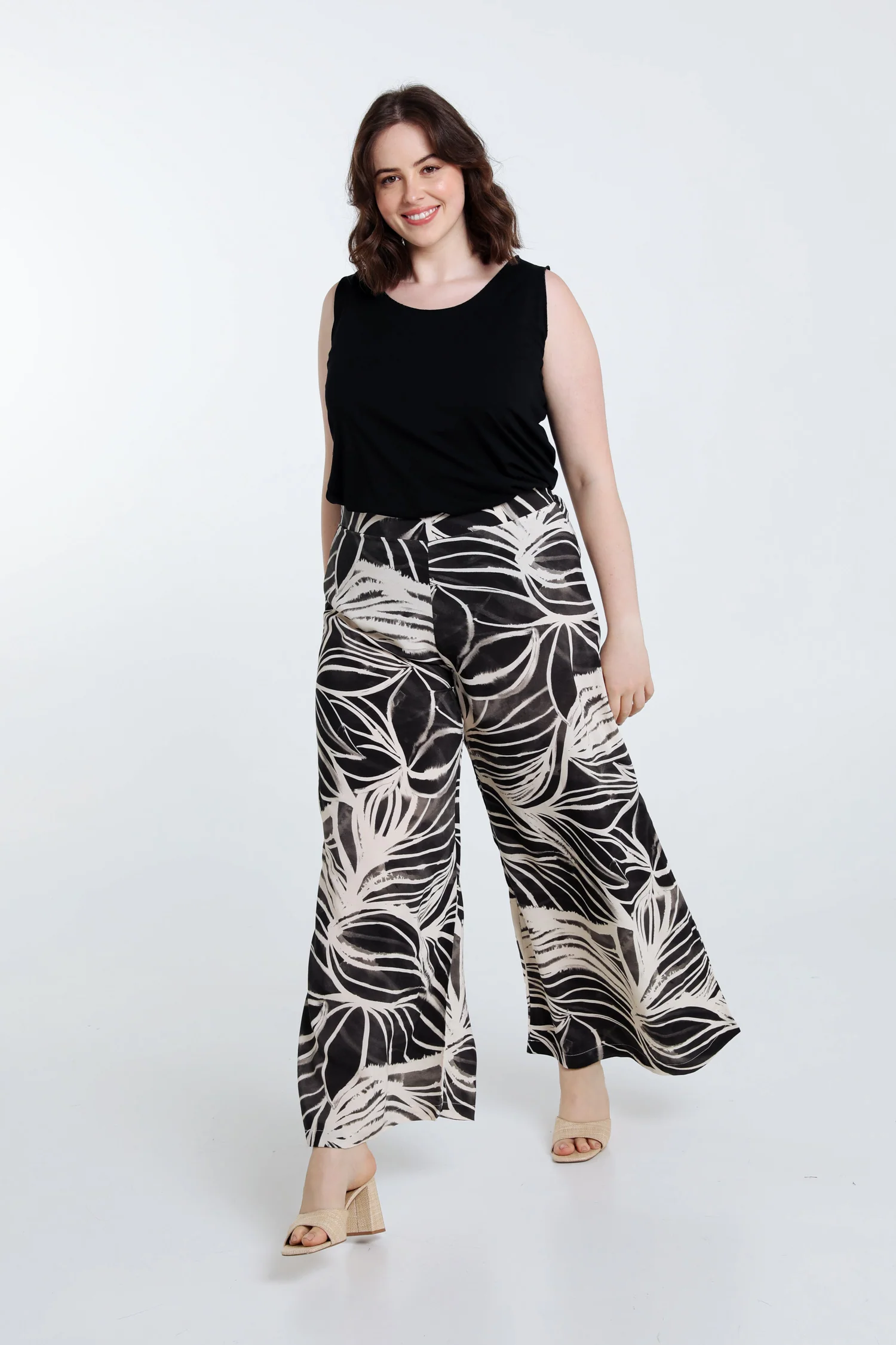 Wijde broek in viscose met getekende bloemenmotief - Image 6