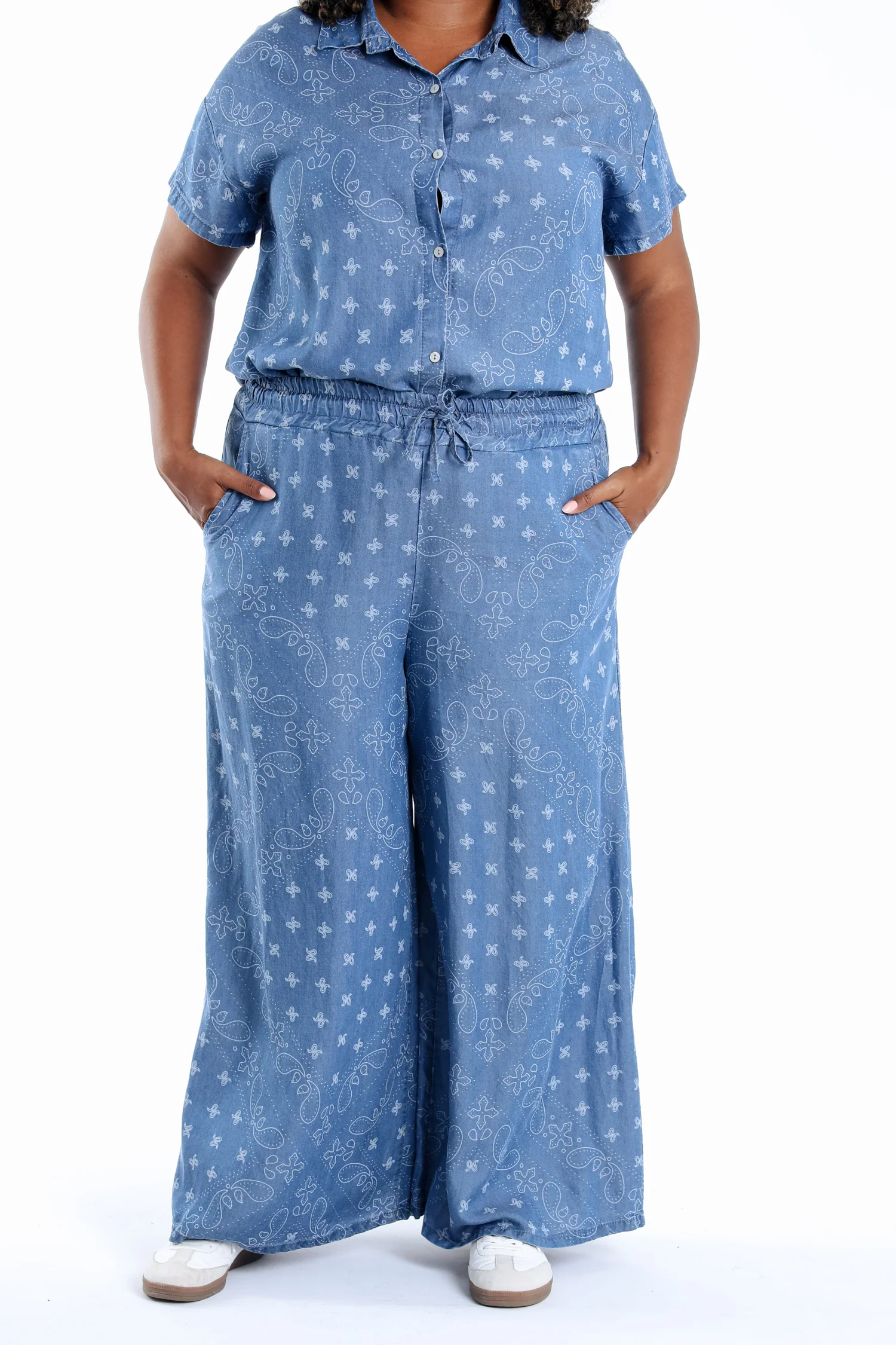 Wijde broek van lyocell met bandana-print