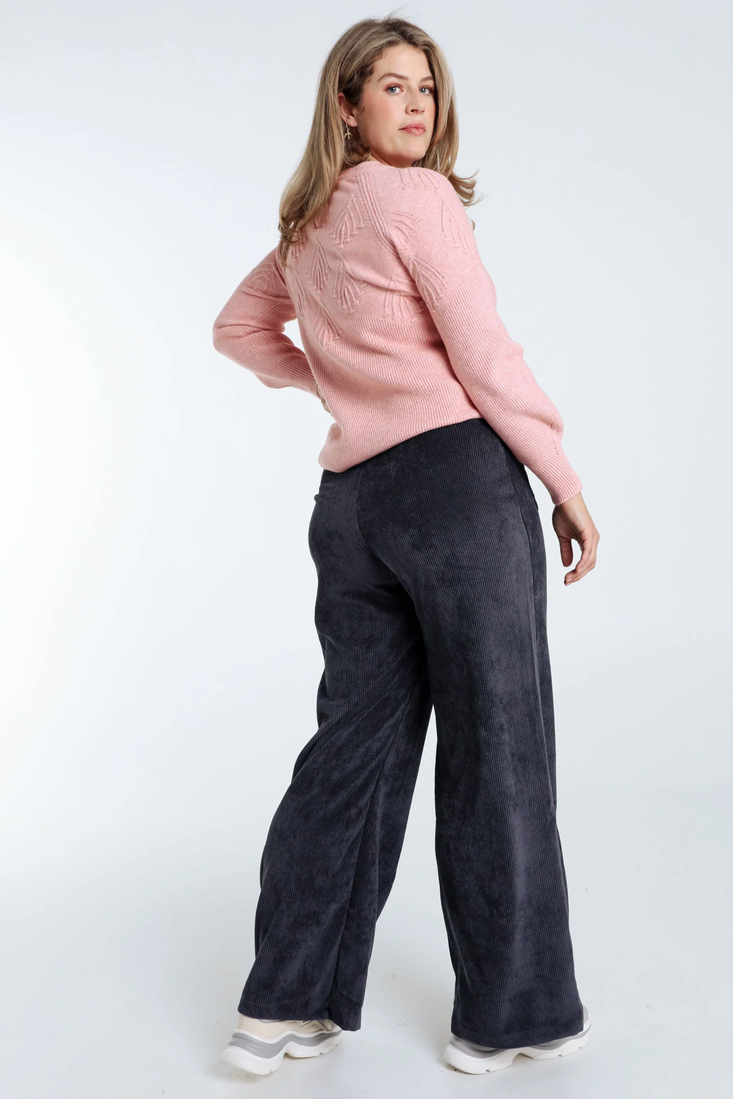 Wijde broek in fluweel - Image 2