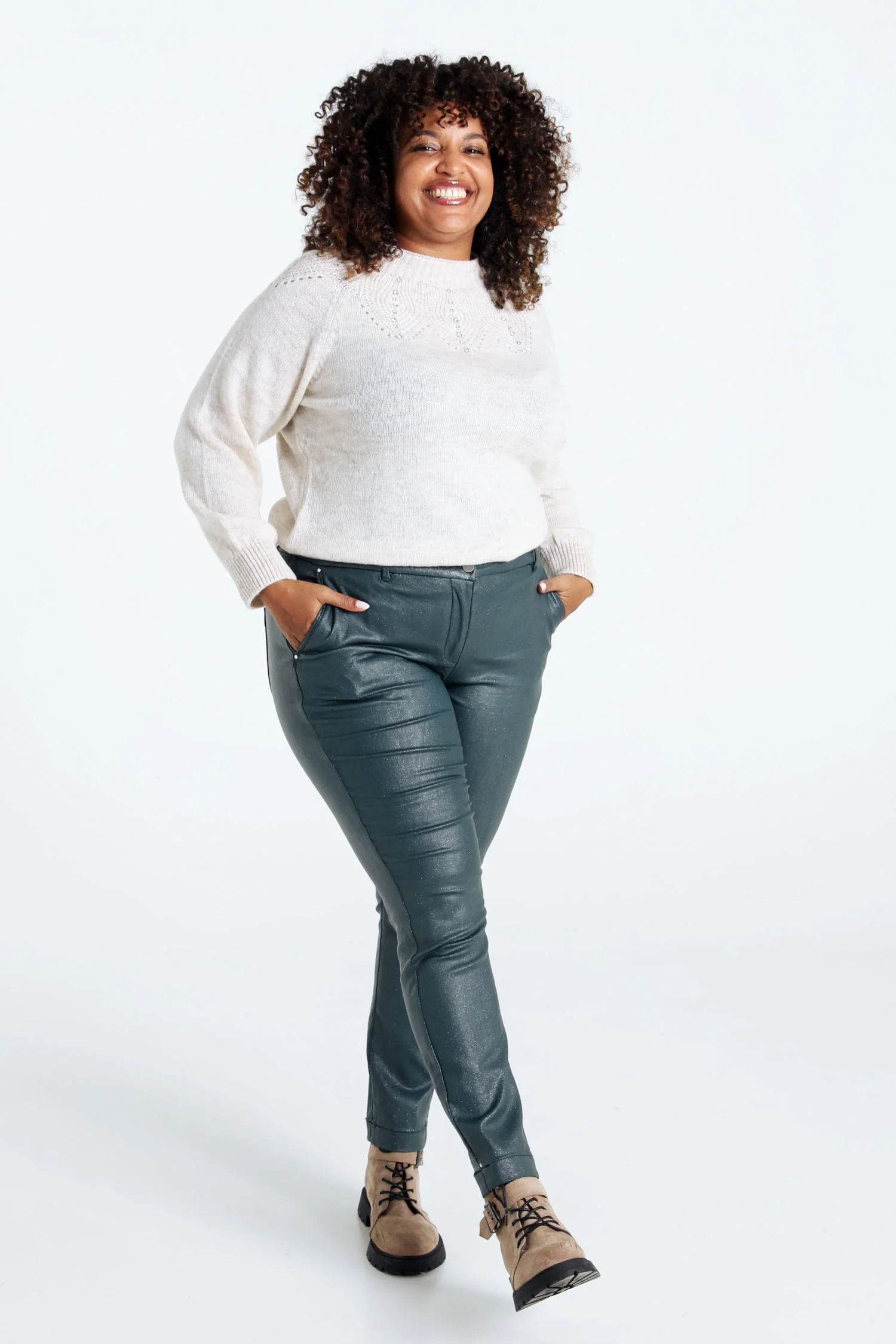 Effen slim 7/8-broek in viscose met metallic coating - Image 7
