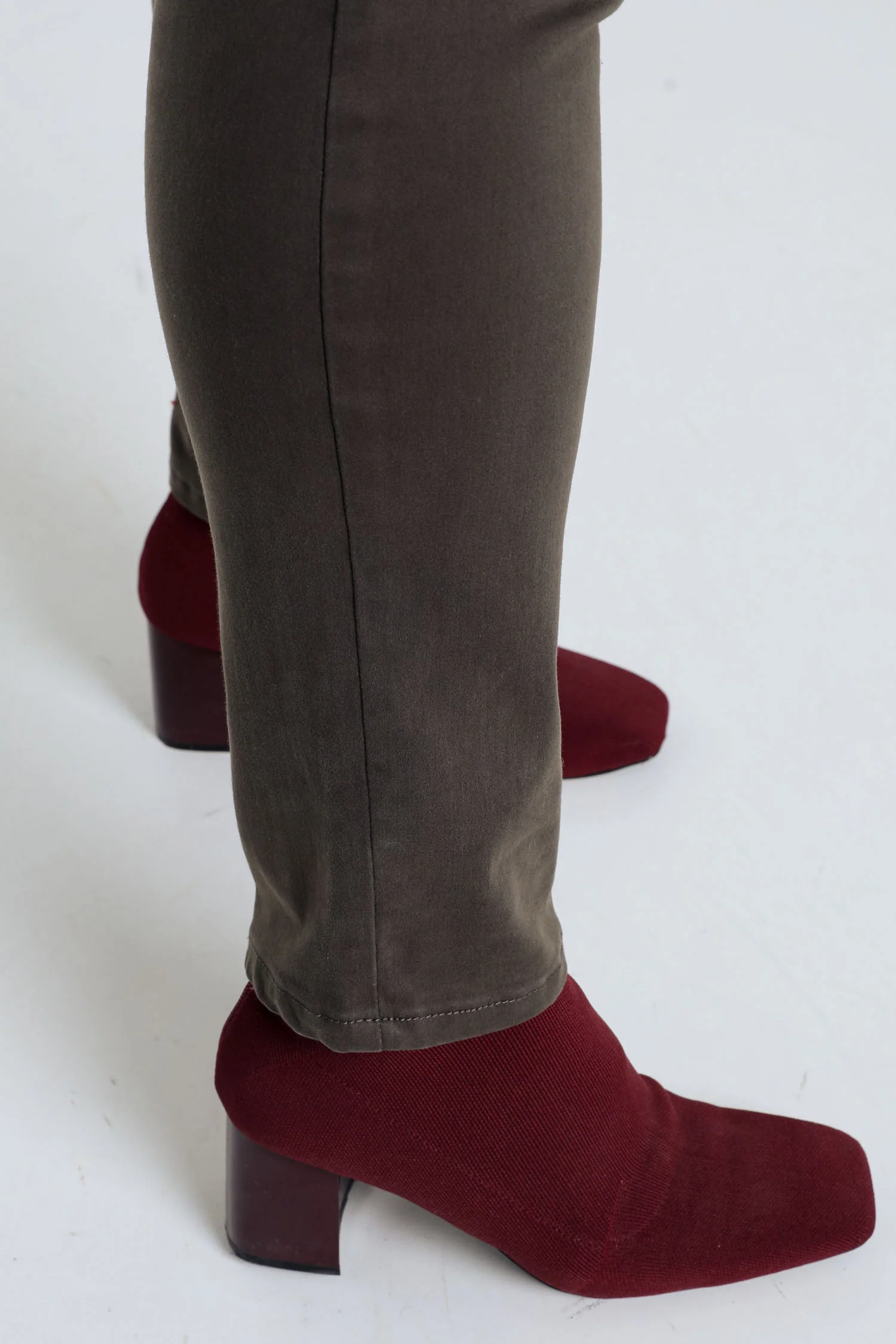 Slim broek 'Louise' L32 met strass - Image 17