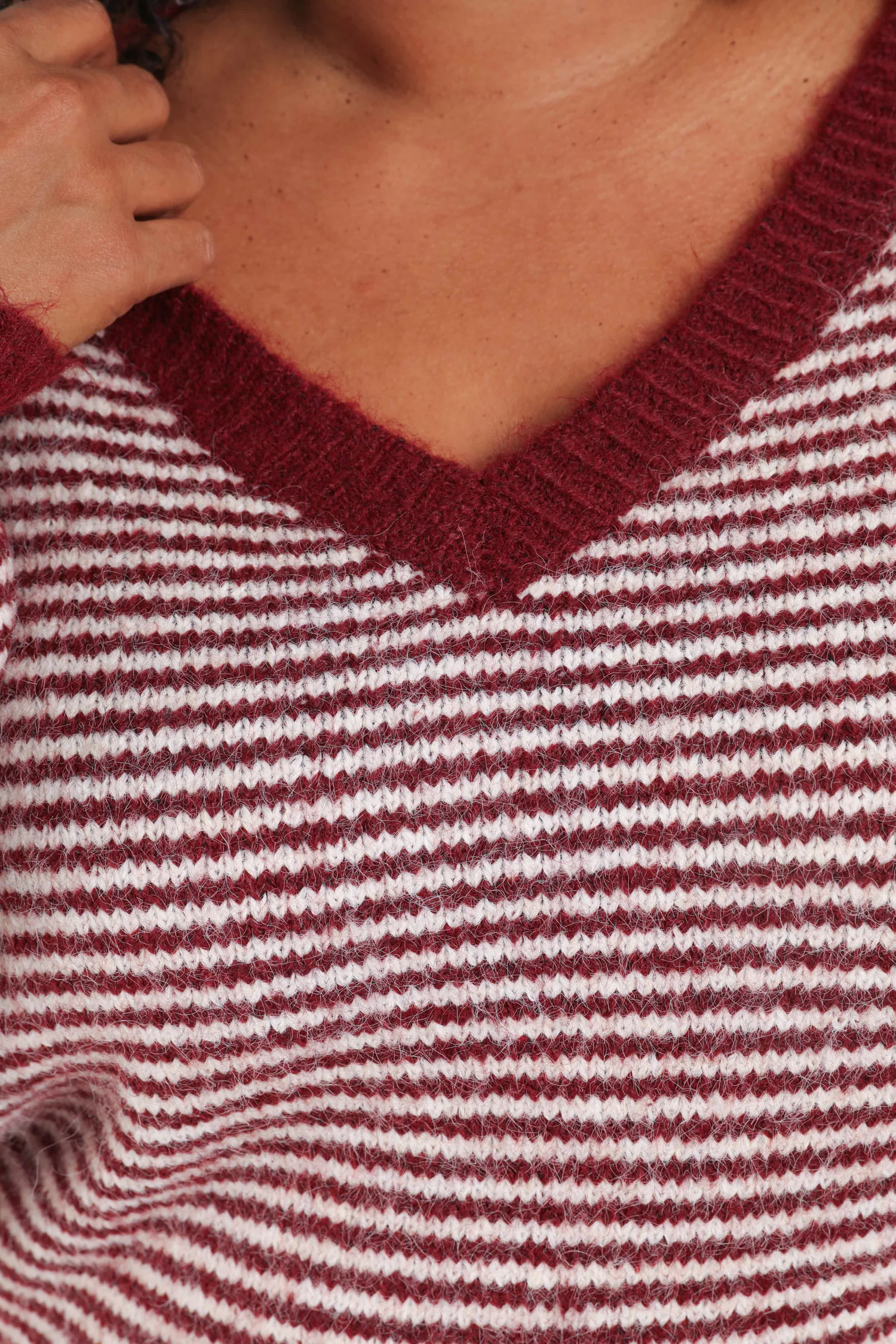 Gestreepte trui met borduursels - Image 3