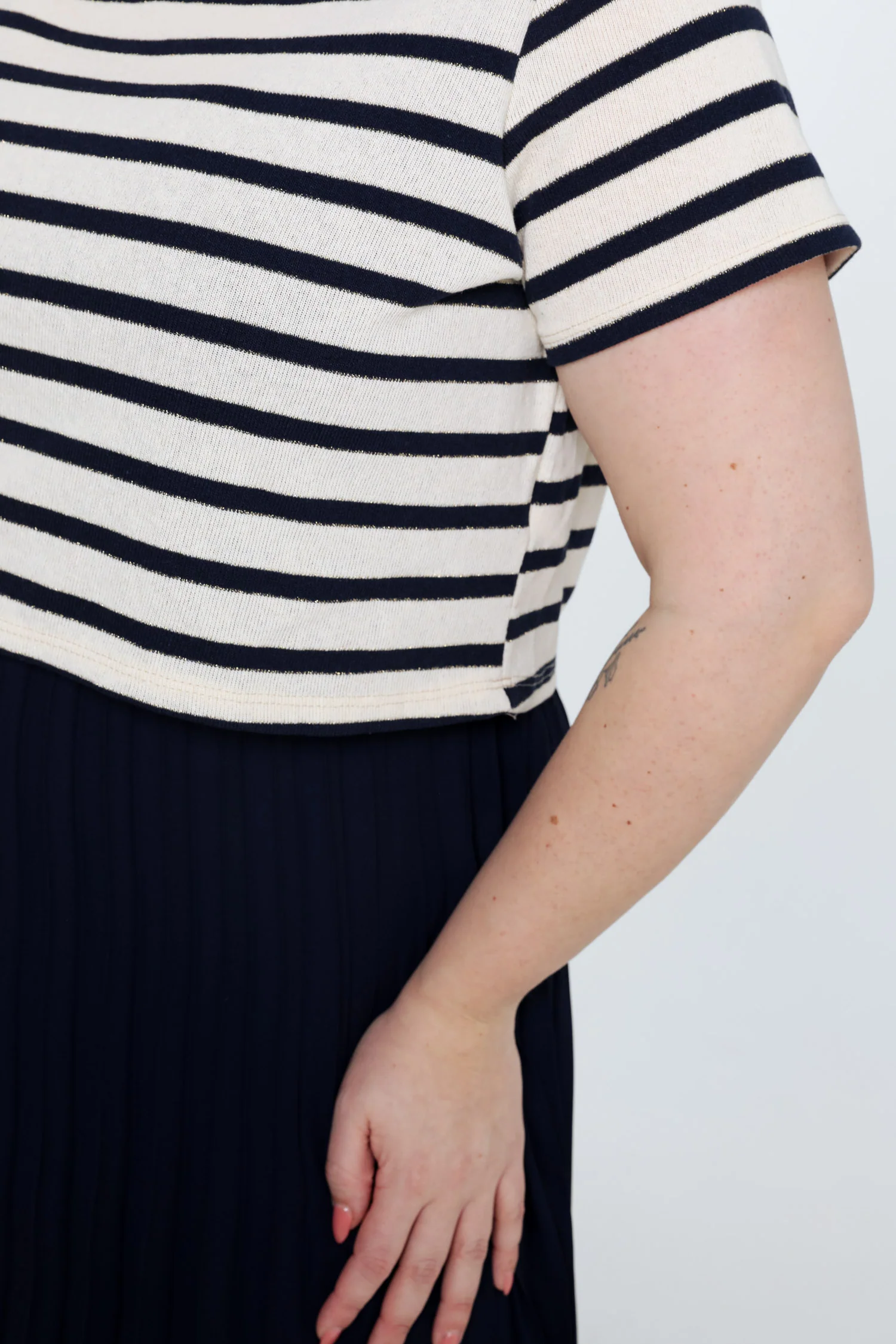 2-in-1-jurk met marinestreep en plissérok - Image 6