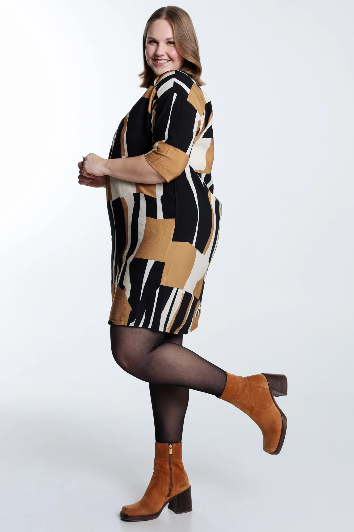 Jurk van viscose met grafische print - Image 8