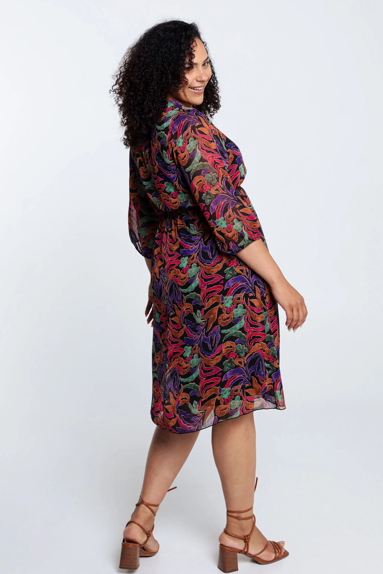 Halflange jurk in voile met print - Image 2