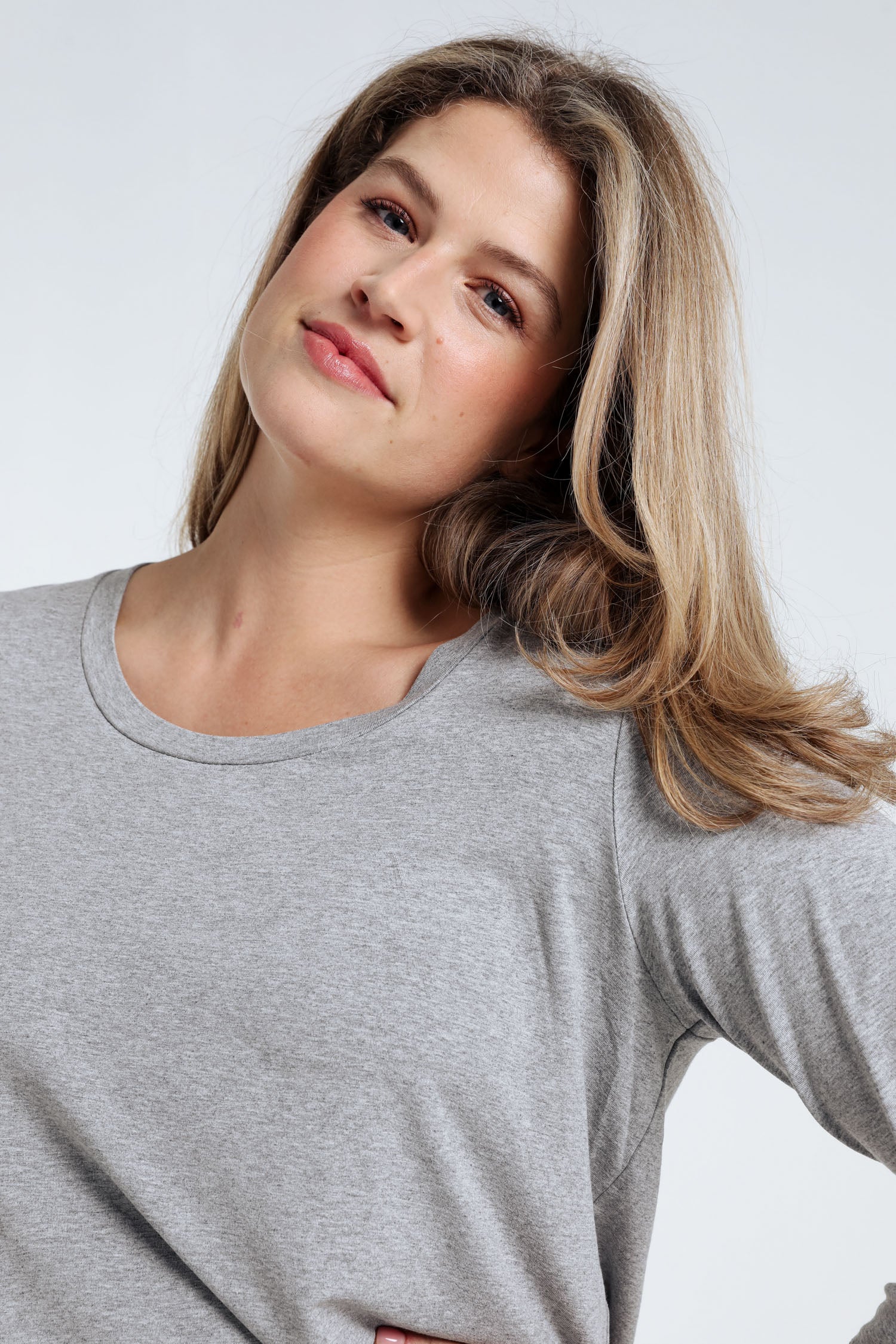 Basic effen viscose T-shirt - Image 25