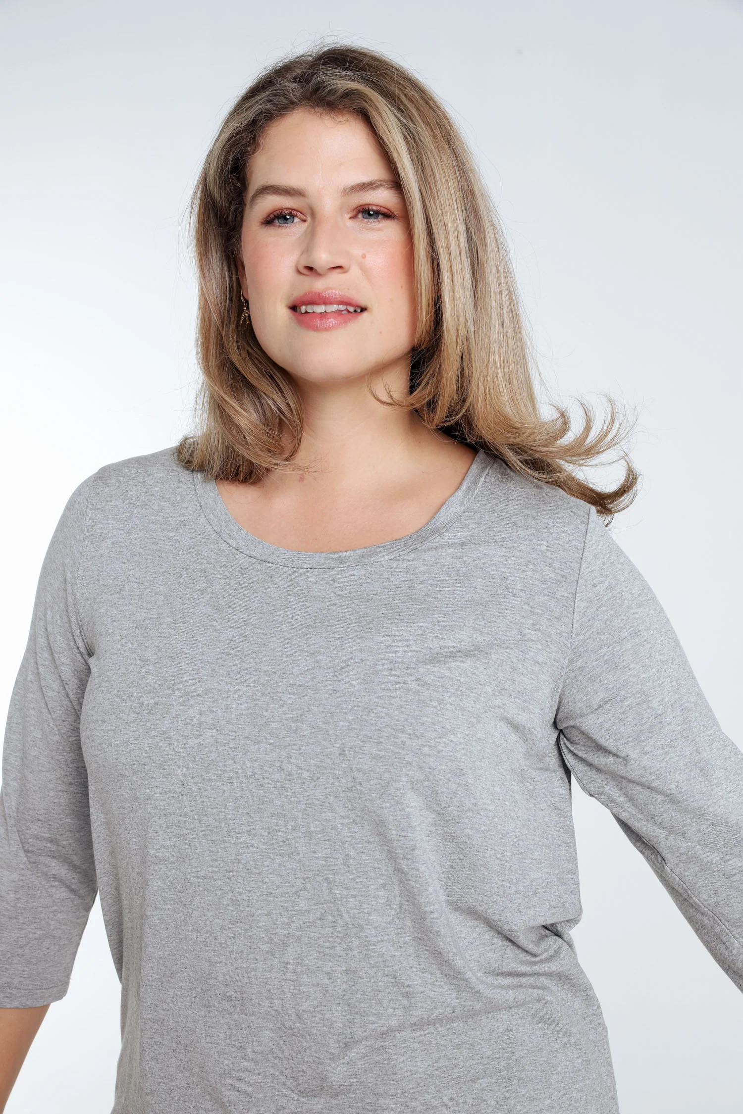 Basic effen viscose T-shirt - Image 28
