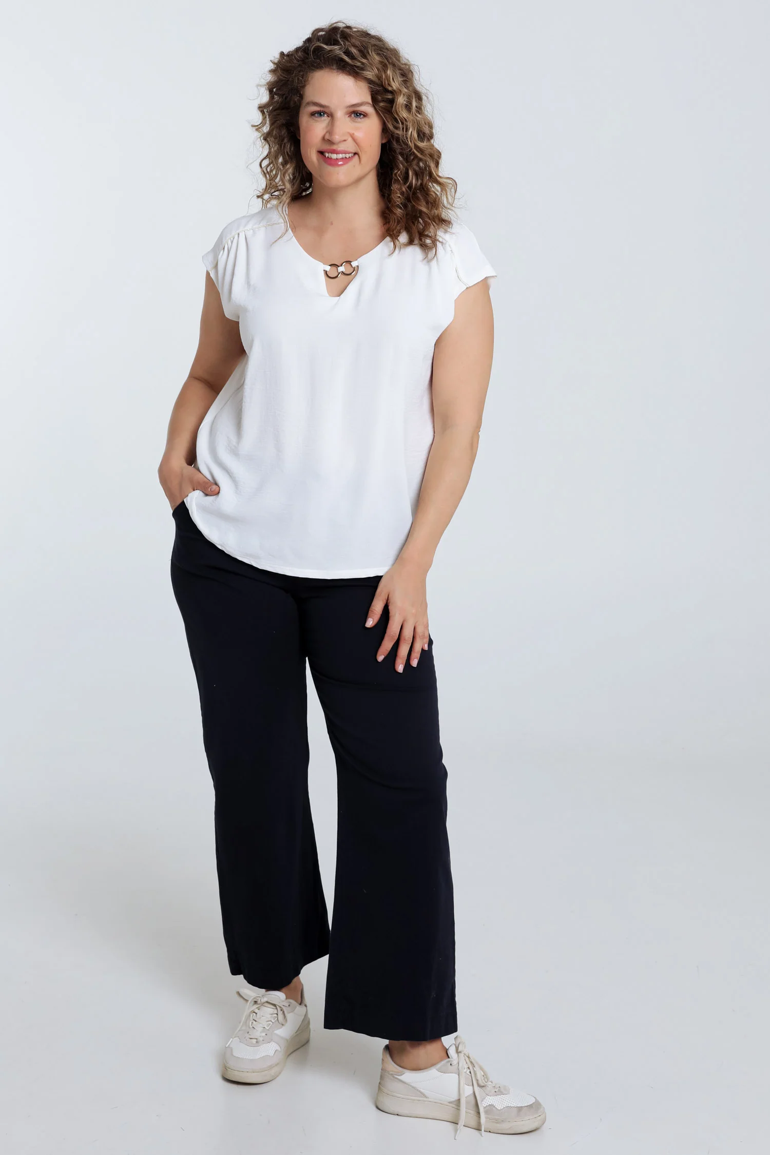 T-shirt van twee materialen met ronde hals en lus - Image 8