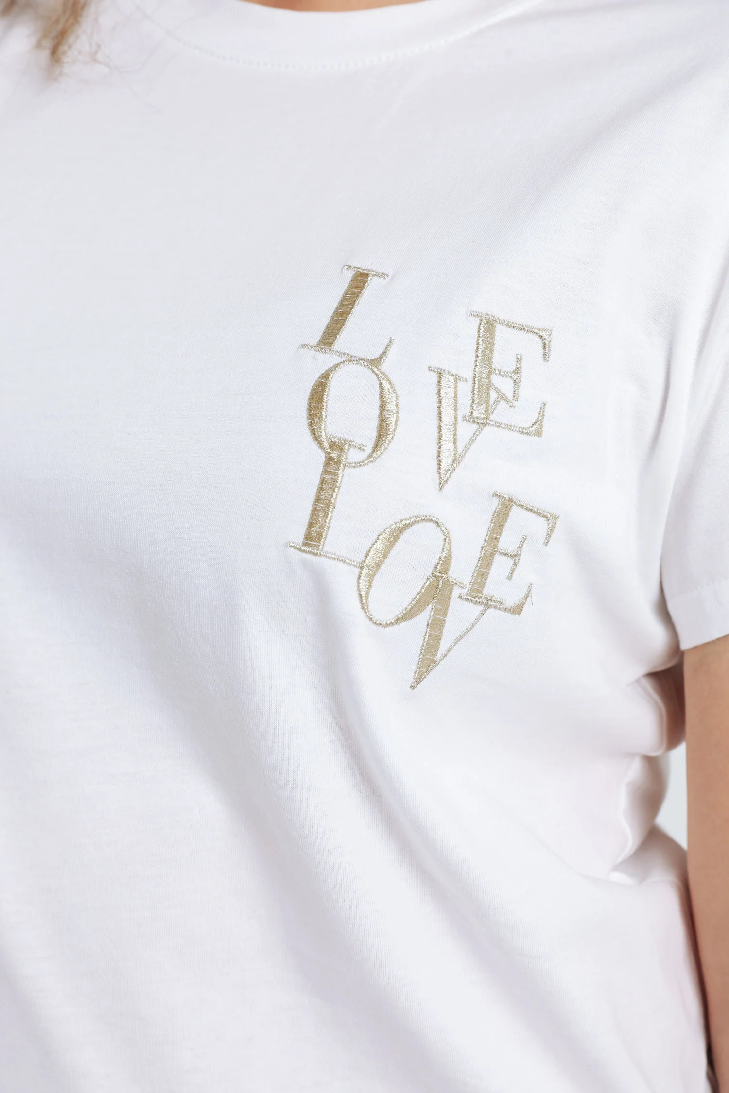Katoenen T-shirt met Love borduursel - Image 3