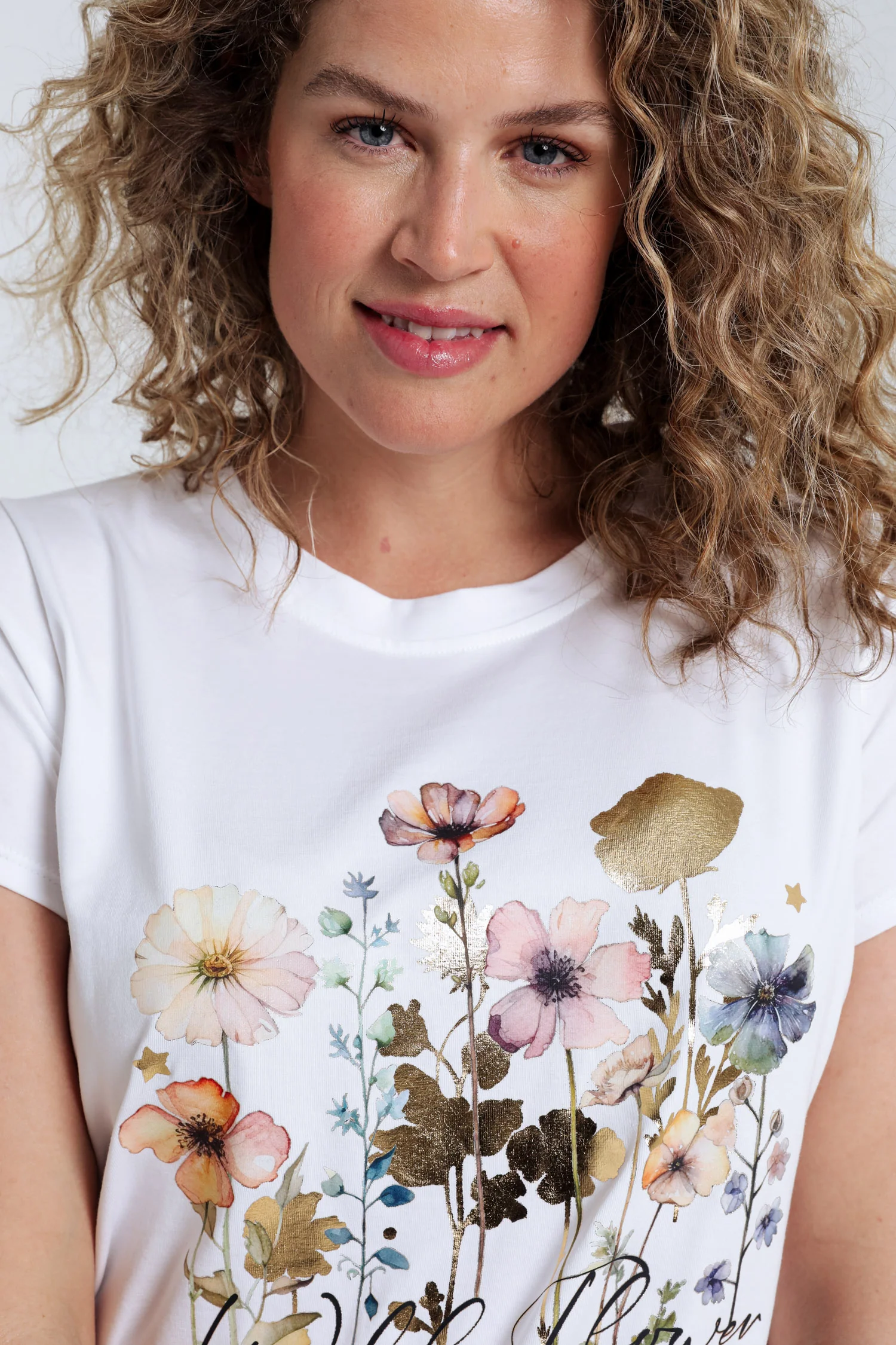 T-shirt van katoen met bloemenprint en folie - Image 4
