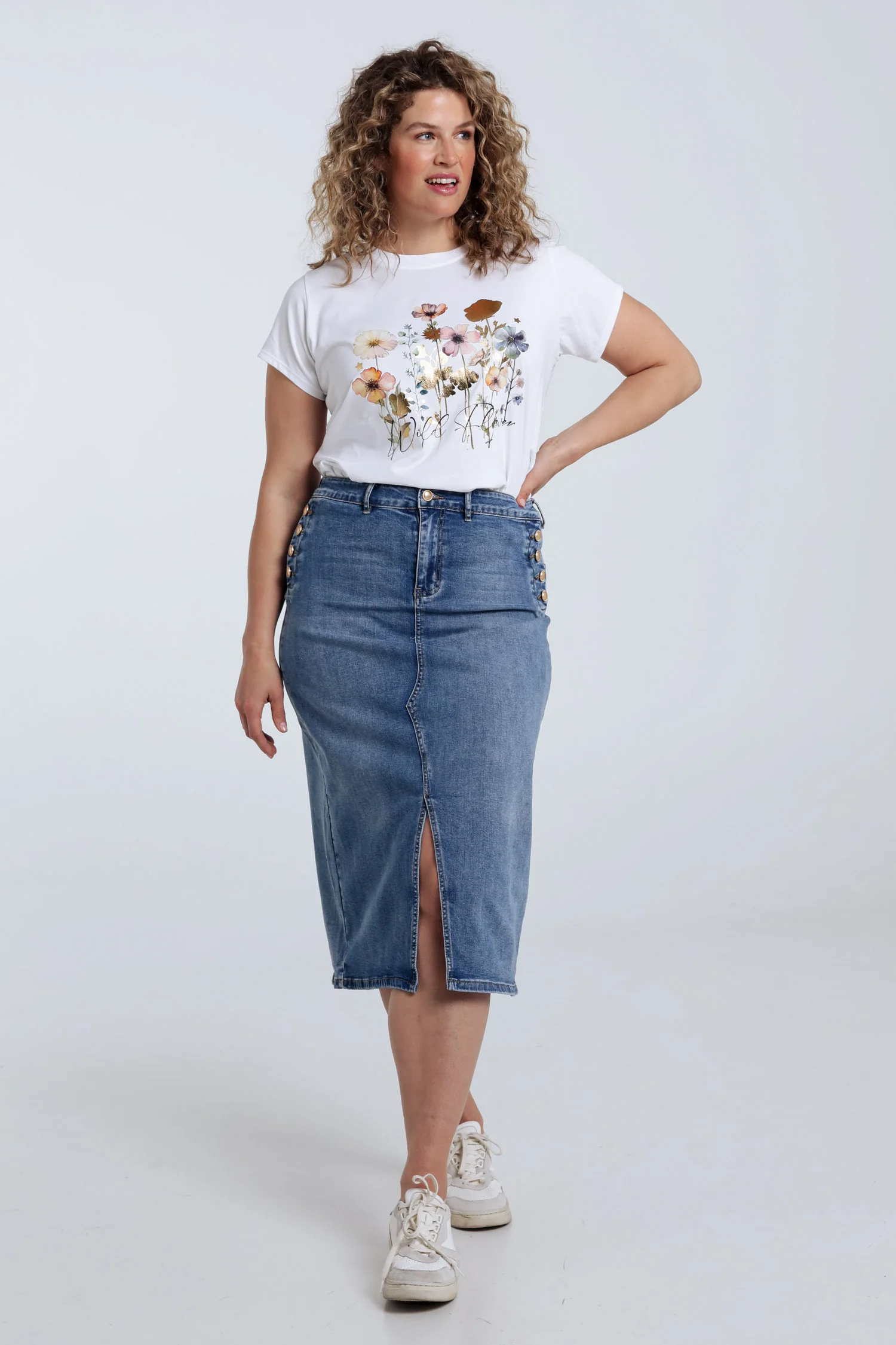 T-shirt van katoen met bloemenprint en folie - Image 9