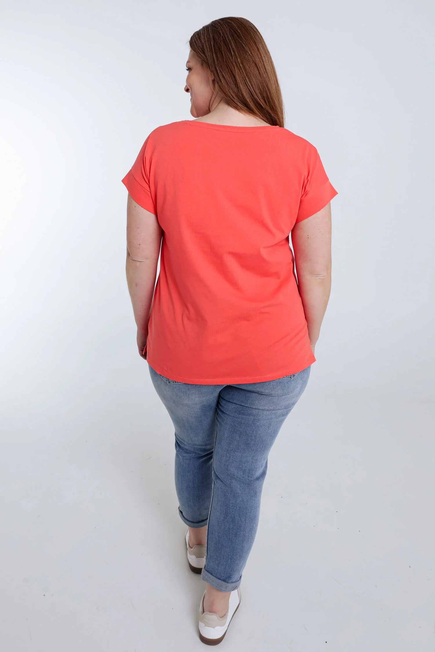 Effen katoenen T-shirt met geborduurde bloemen - Image 13