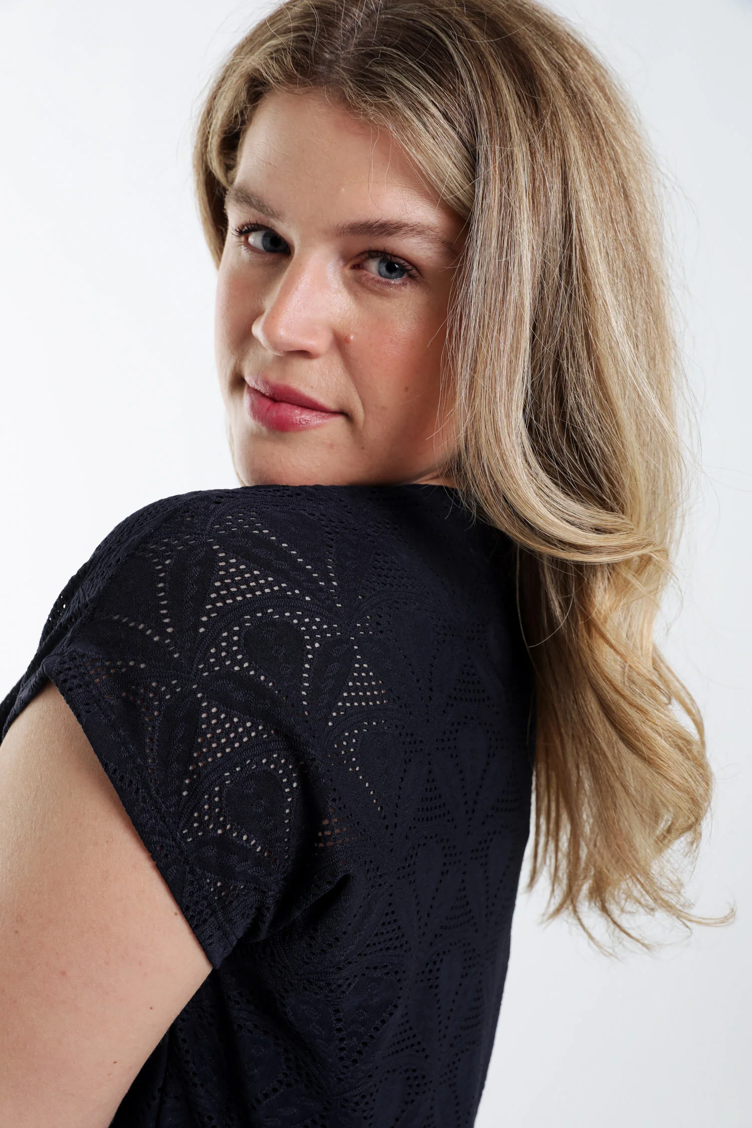 Effen kanten T-shirt met bloemmotief - Image 15