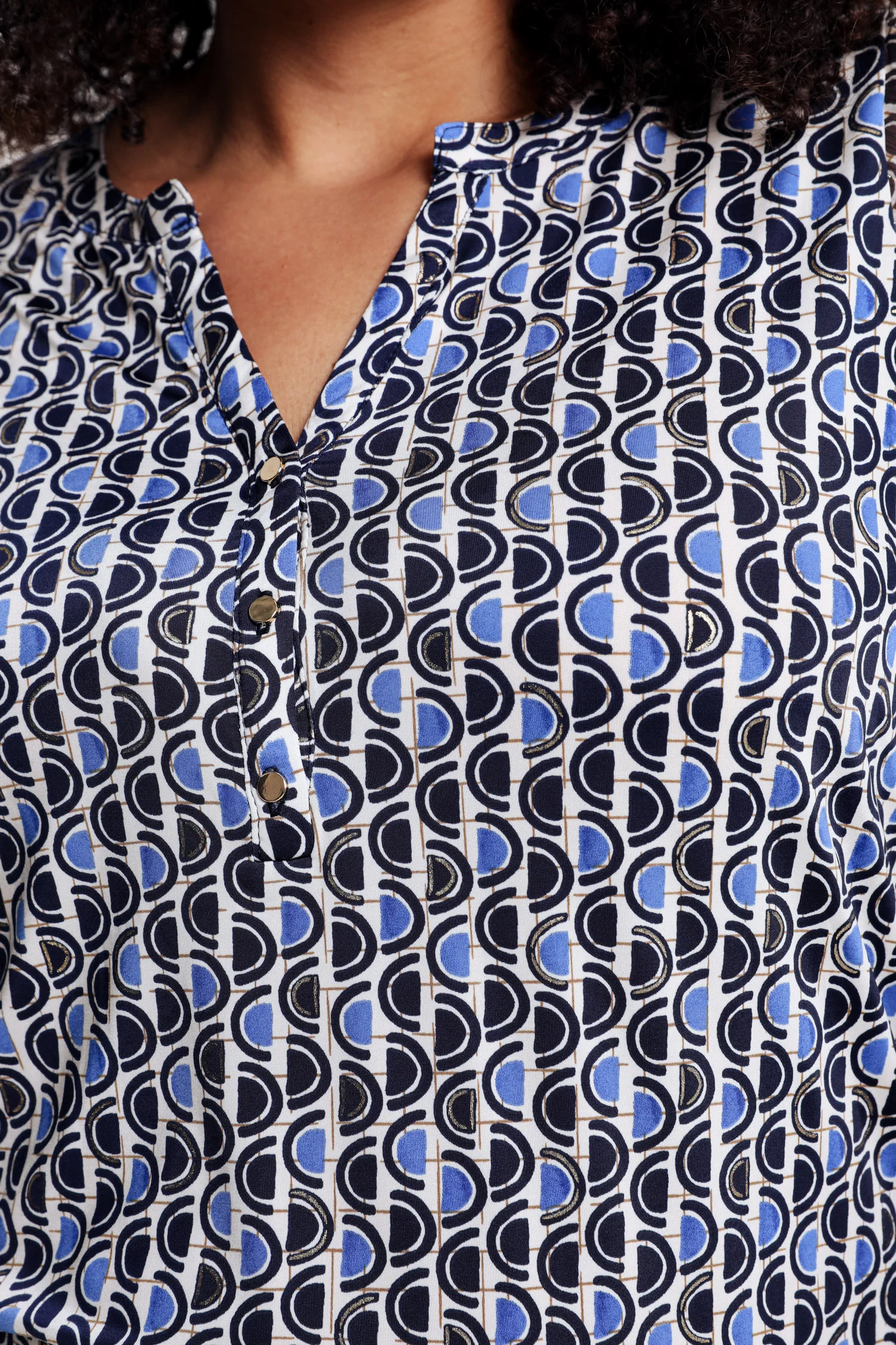 T-shirt met gouden grafisch motief - Image 5