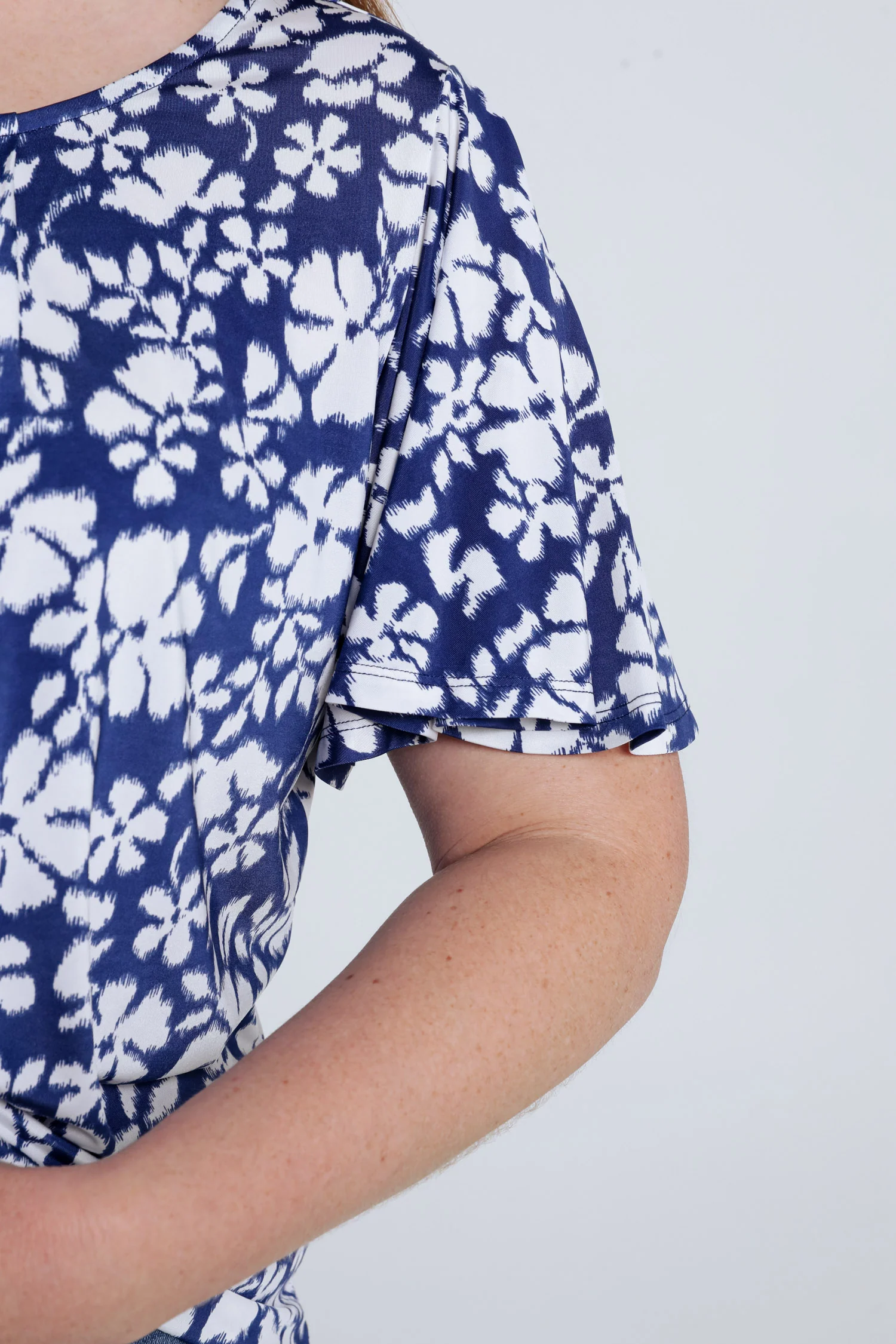 Bloemenprint T-shirt - Image 6