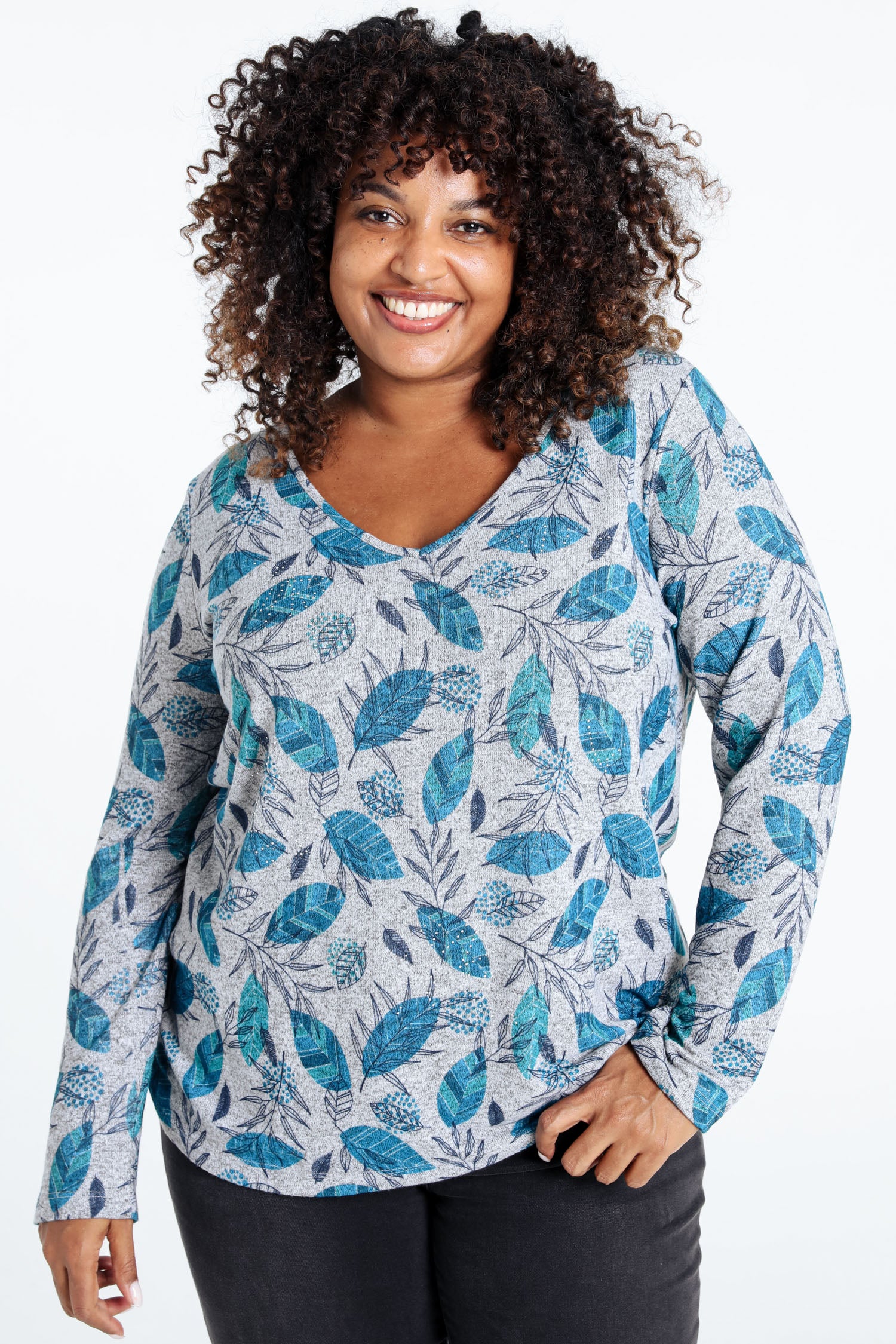 Warm gebreid T-shirt met bladprint en strasssteentjes