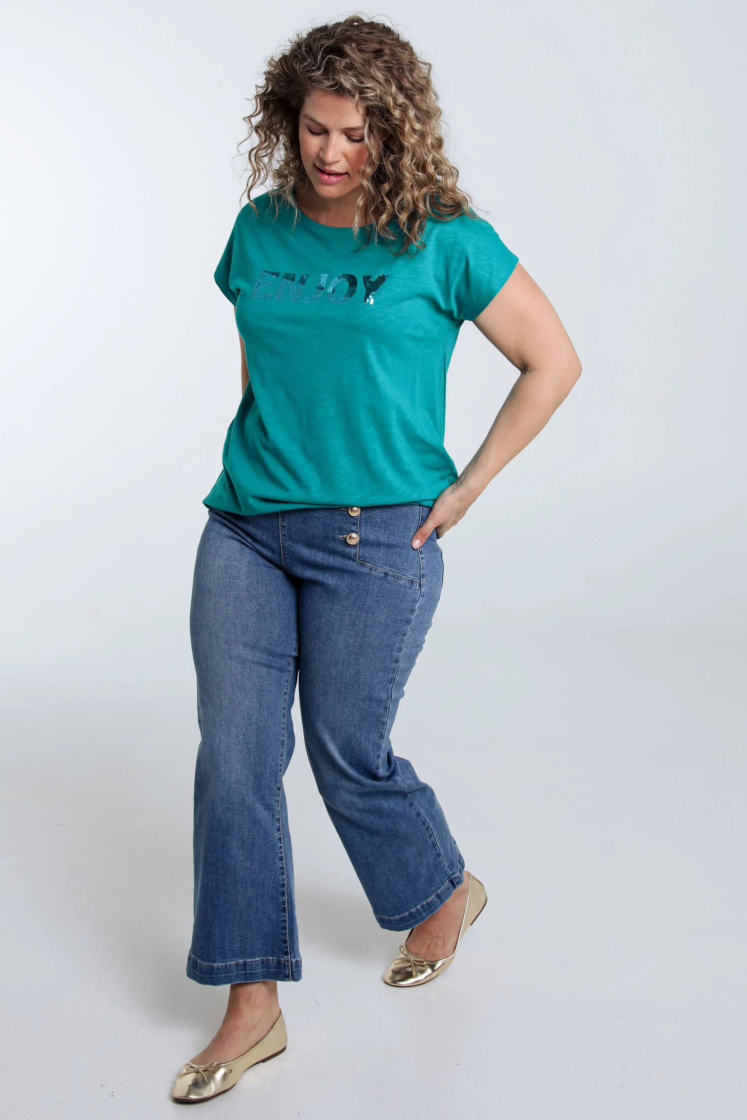 Effen T-shirt met borduring Enjoy en pailletten - Image 19