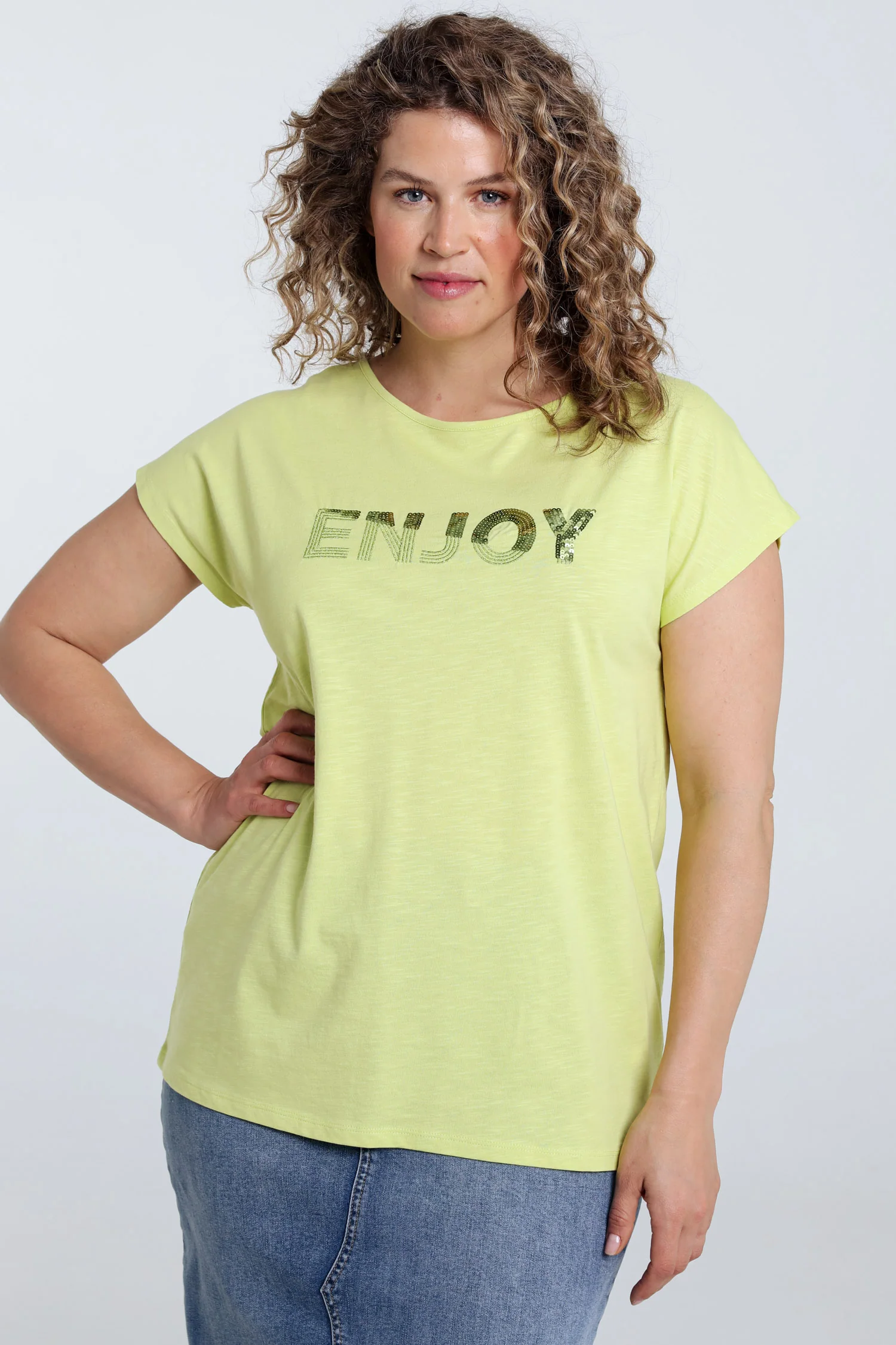 Effen T-shirt met borduring Enjoy en pailletten - Image 45