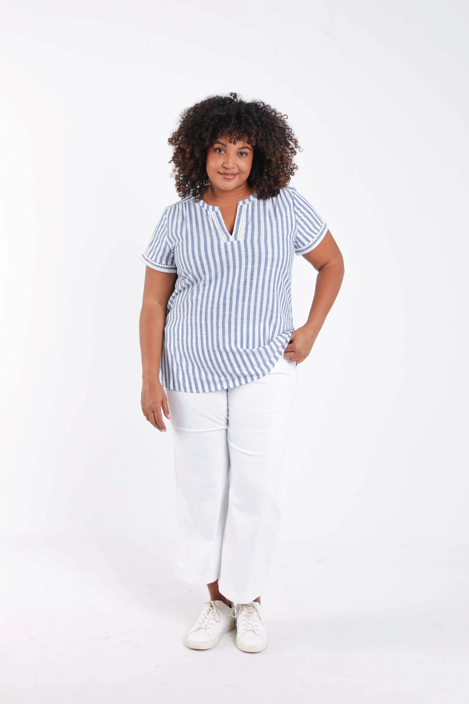 Gestreepte top met folie en borduursels - Image 7