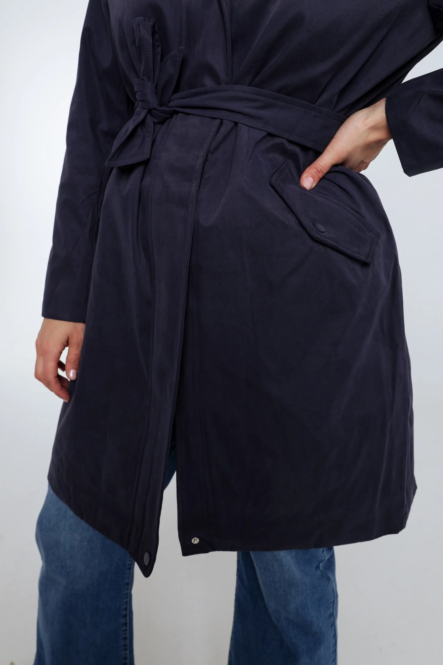 Effen mid-length trenchcoat met capuchon - Image 5